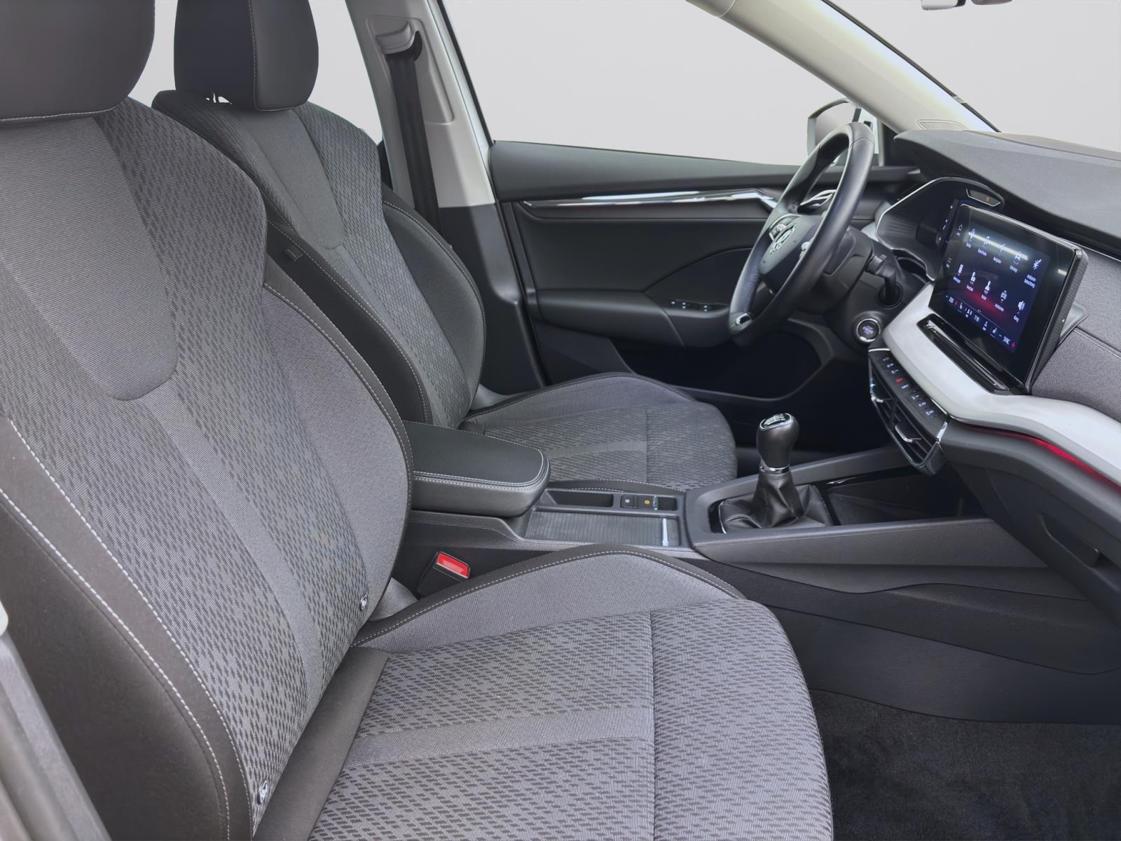 Bild 14: Skoda Octavia Combi 2.0 TDI STYLE NAVI PDC SITZHZG ACC LM17