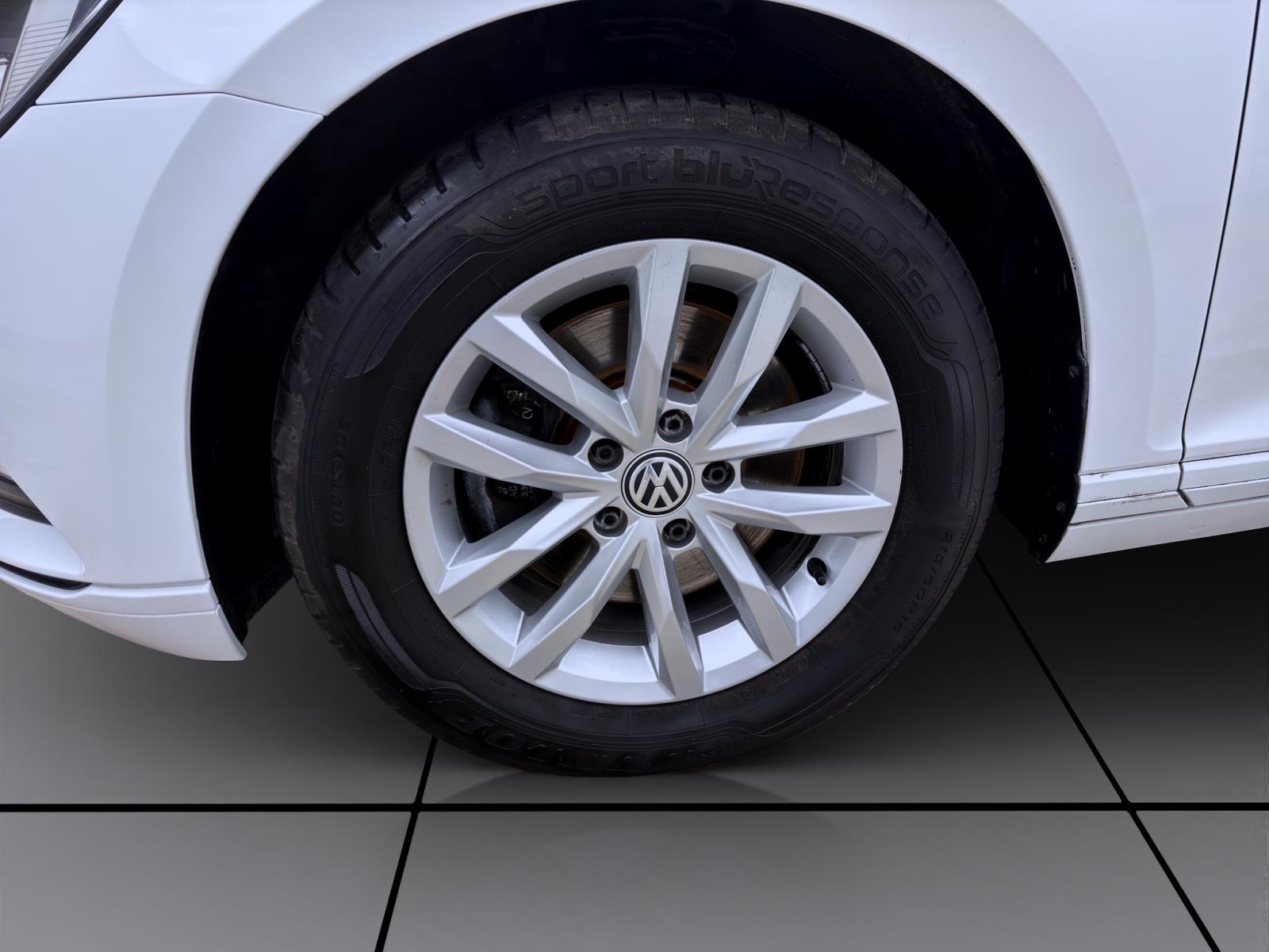 Bild 7: Volkswagen Passat Variant 1.6 TDI DSG COMFORTLINE NAVI ACC PDC KAMERA