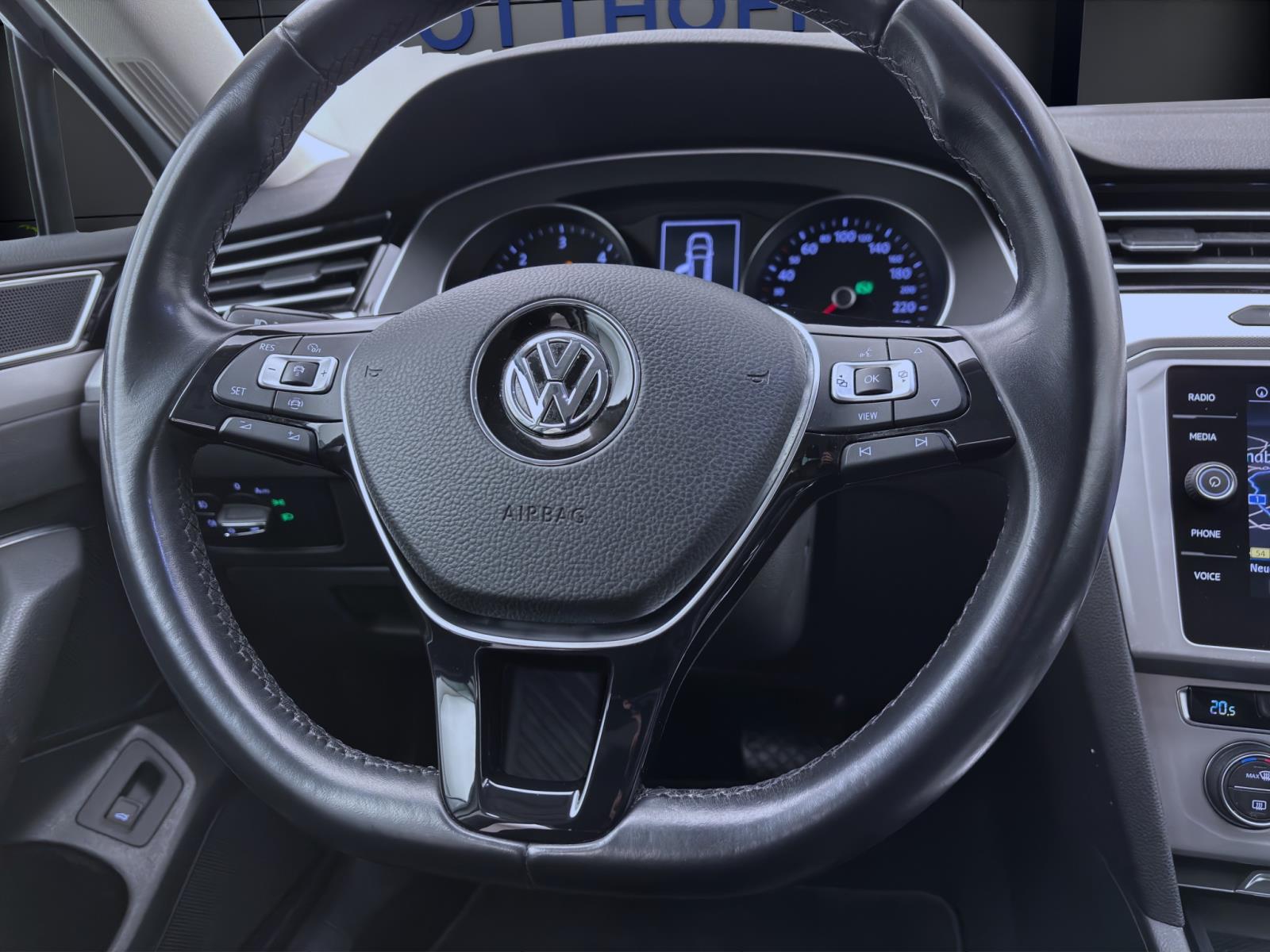 Bild 11: Volkswagen Passat Variant 1.6 TDI DSG COMFORTLINE NAVI ACC PDC KAMERA