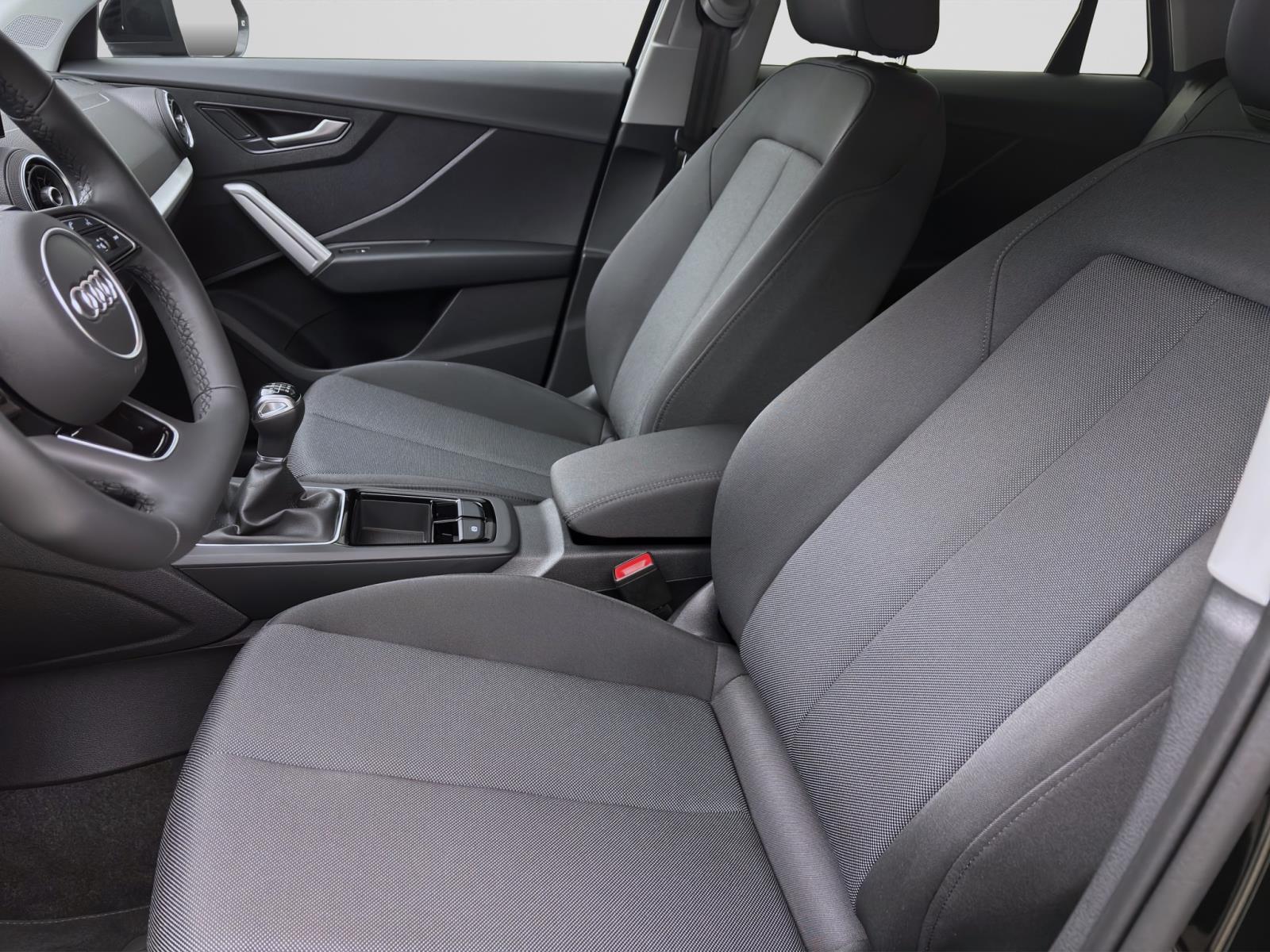 Bild 8: Audi Q2 30 TFSI ADVANCED STDHZG AHK NAVI+ PDC