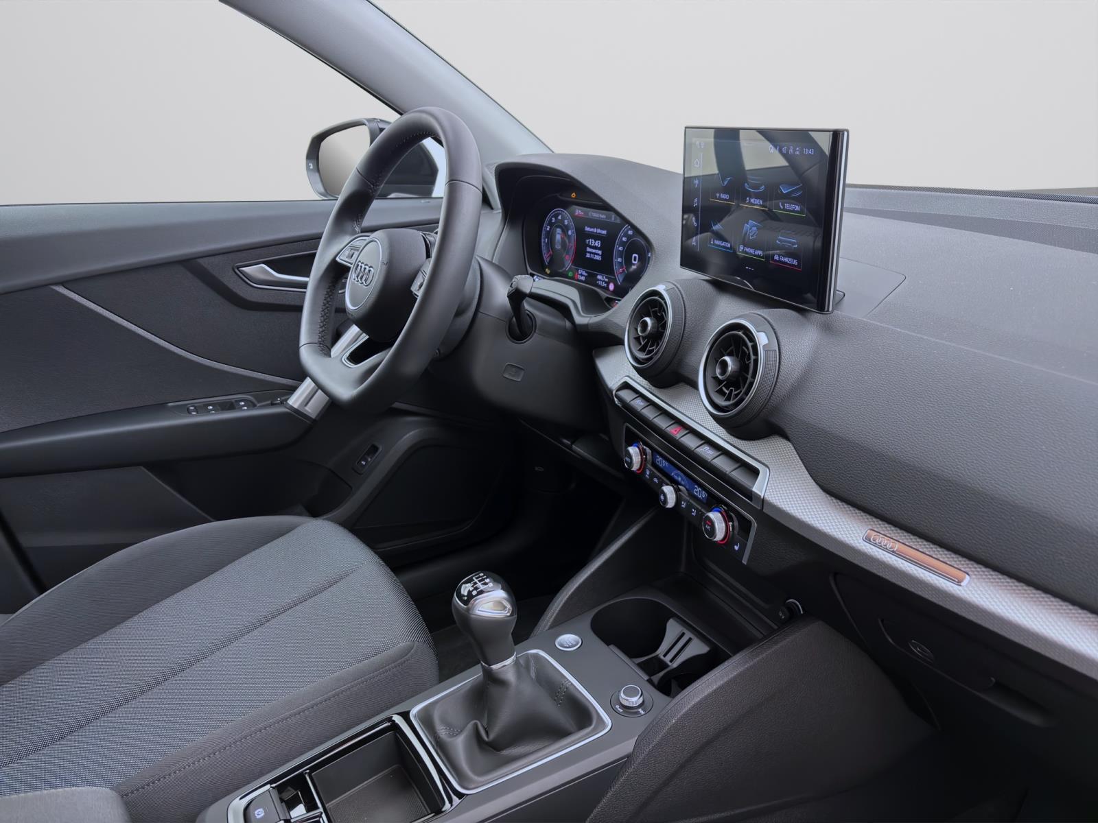 Bild 15: Audi Q2 30 TFSI ADVANCED STDHZG AHK NAVI+ PDC