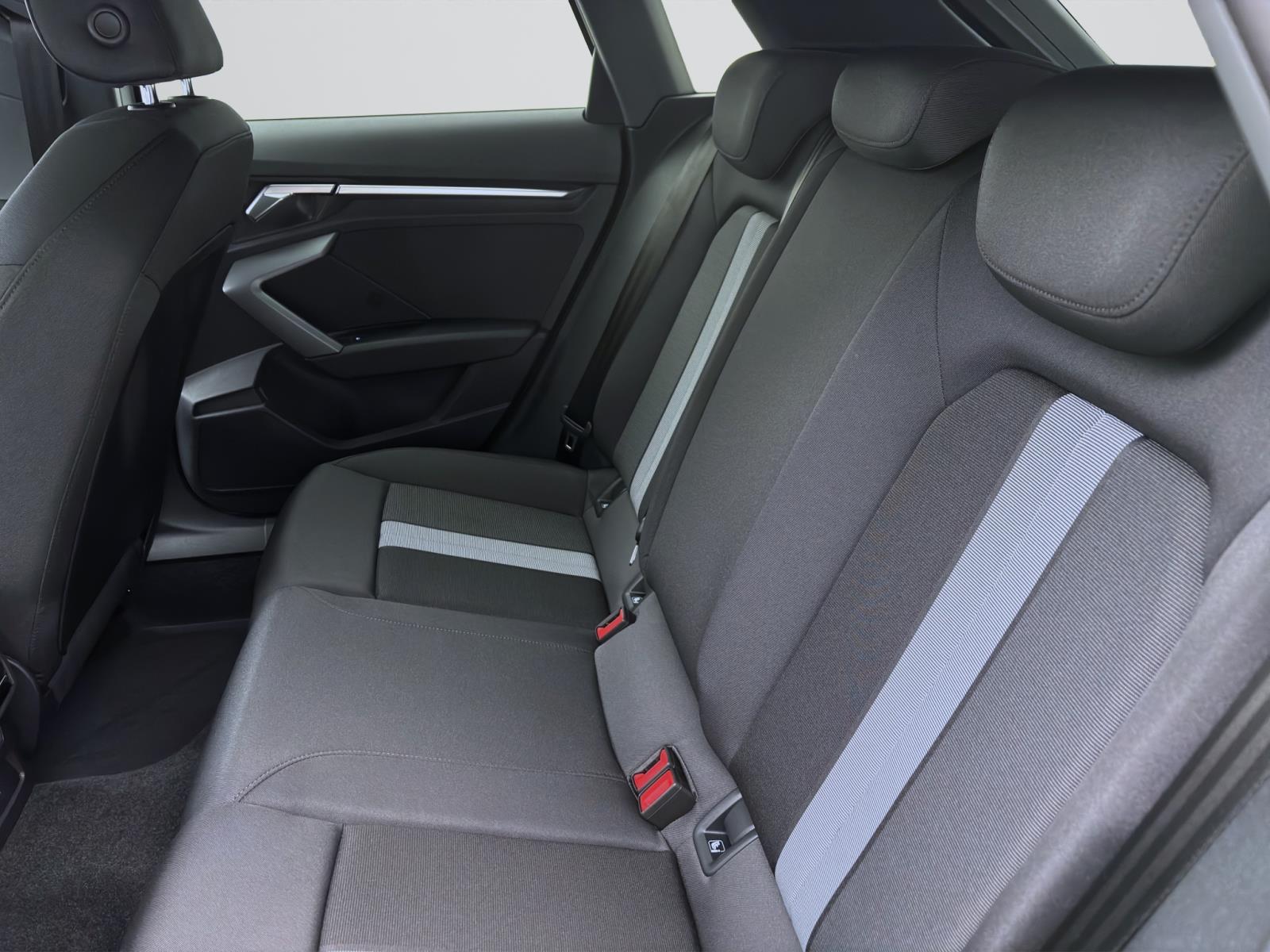 Bild 13: Audi A3 Sportback 40 TFSIe NAVI LED KAMERA SITZHZG