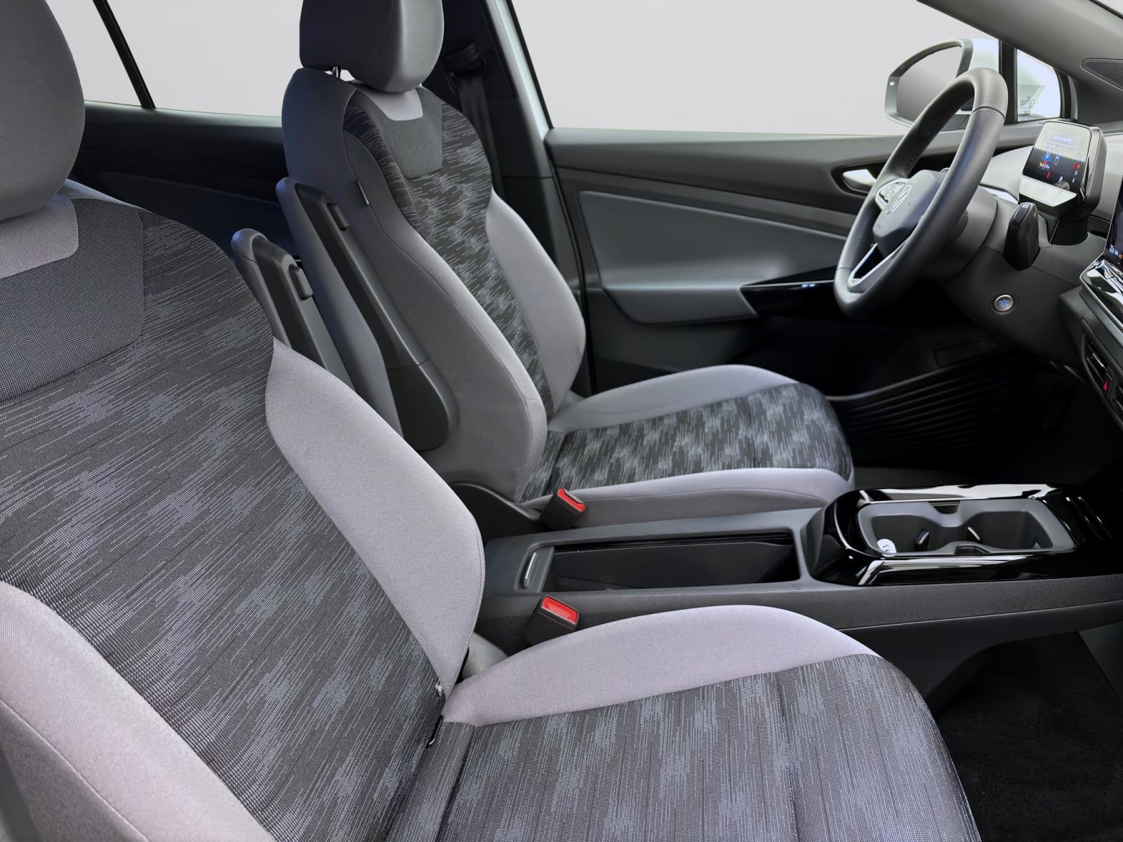 Bild 14: Volkswagen ID.4 PURE PERFORMANCE NAVI IQ.LIGHT PDC SITZHZG LM19