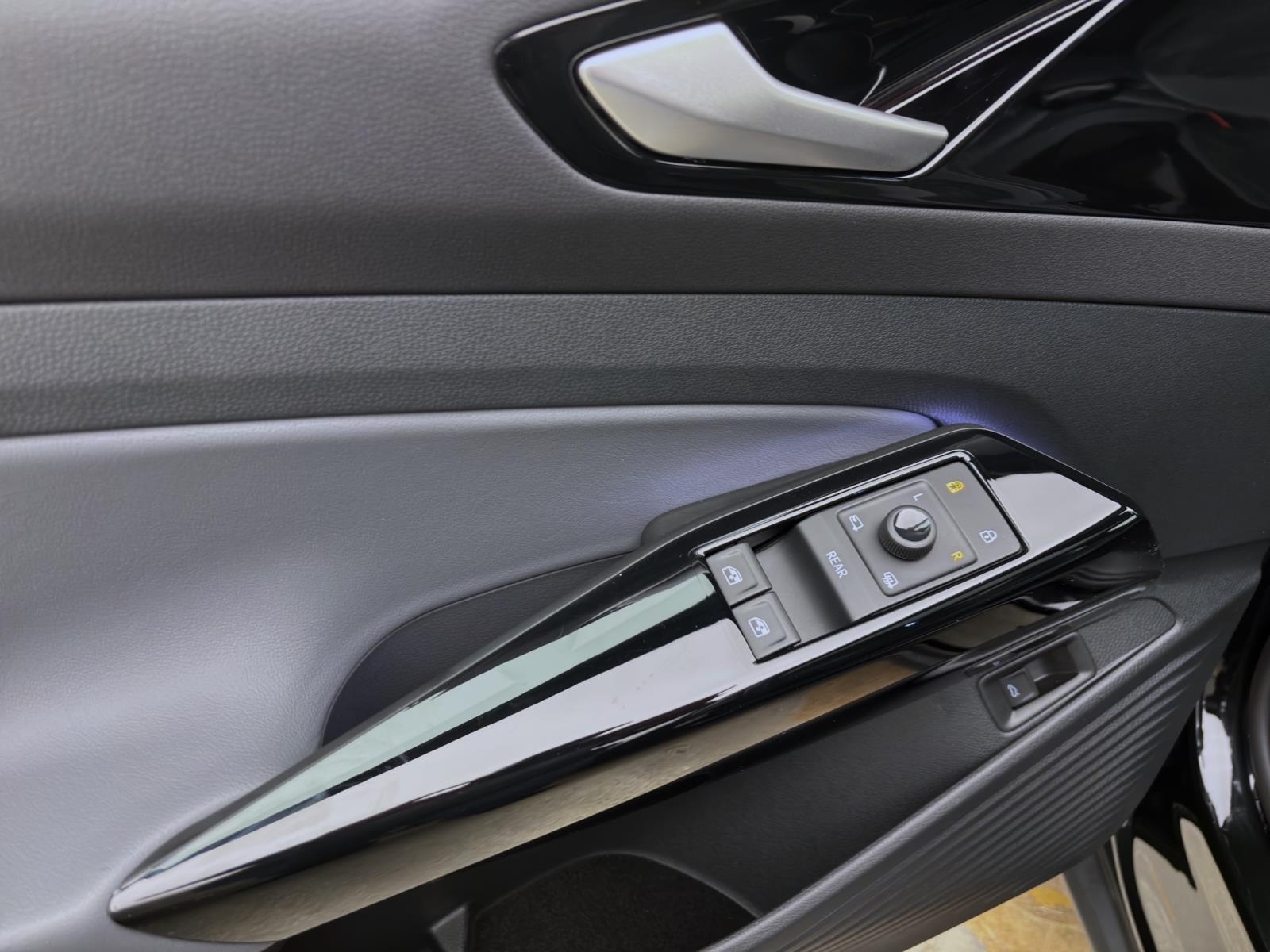 Bild 9: Volkswagen ID.4 PRO PANO IQ.LIGHT KAMERA ACC PDC LM19