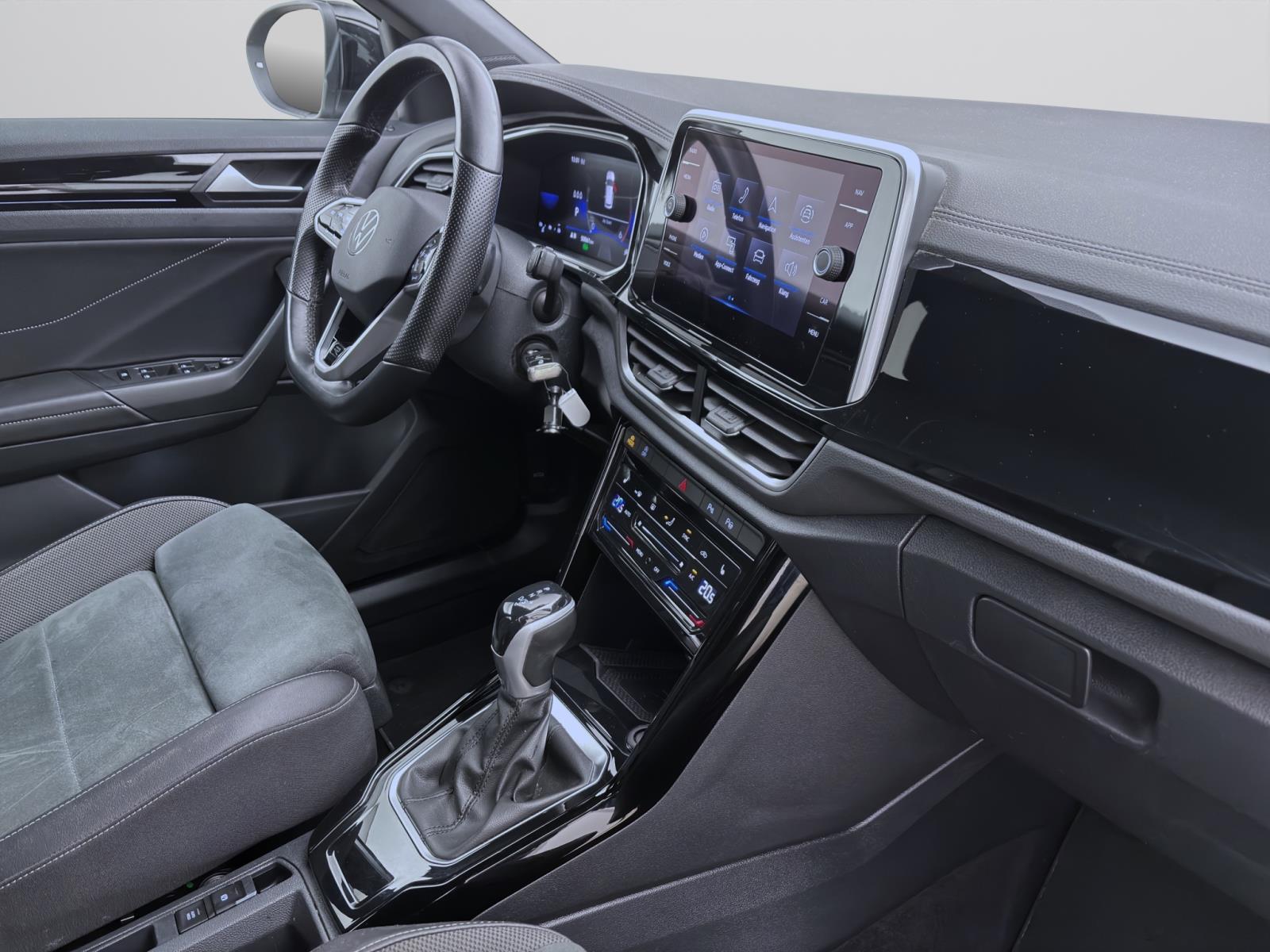 Bild 15: Volkswagen T-Roc 2.0 TDI DSG R-LINE NAVI KAMERA AHK PDC