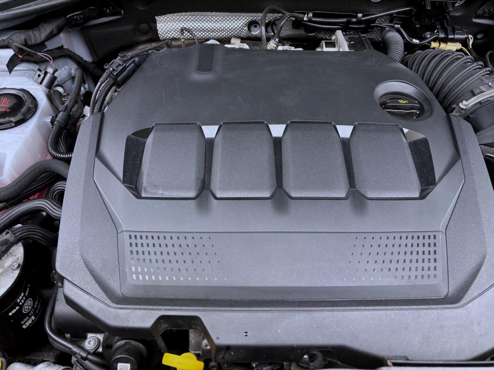 Bild 16: Volkswagen T-Roc 2.0 TDI DSG R-LINE NAVI KAMERA AHK PDC