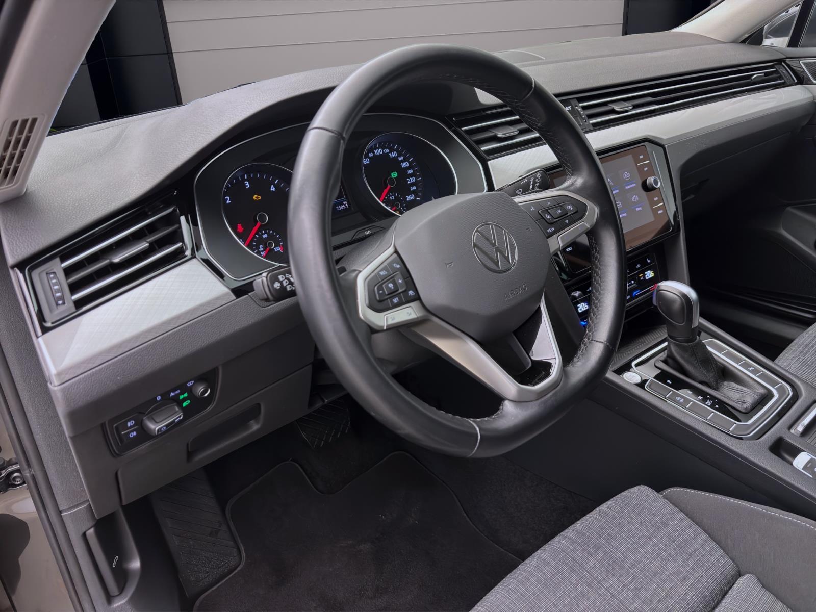 Bild 8: Volkswagen Passat Variant 2.0 TDI DSG BUSINESS NAVI KAMERA PDC SITZHZG