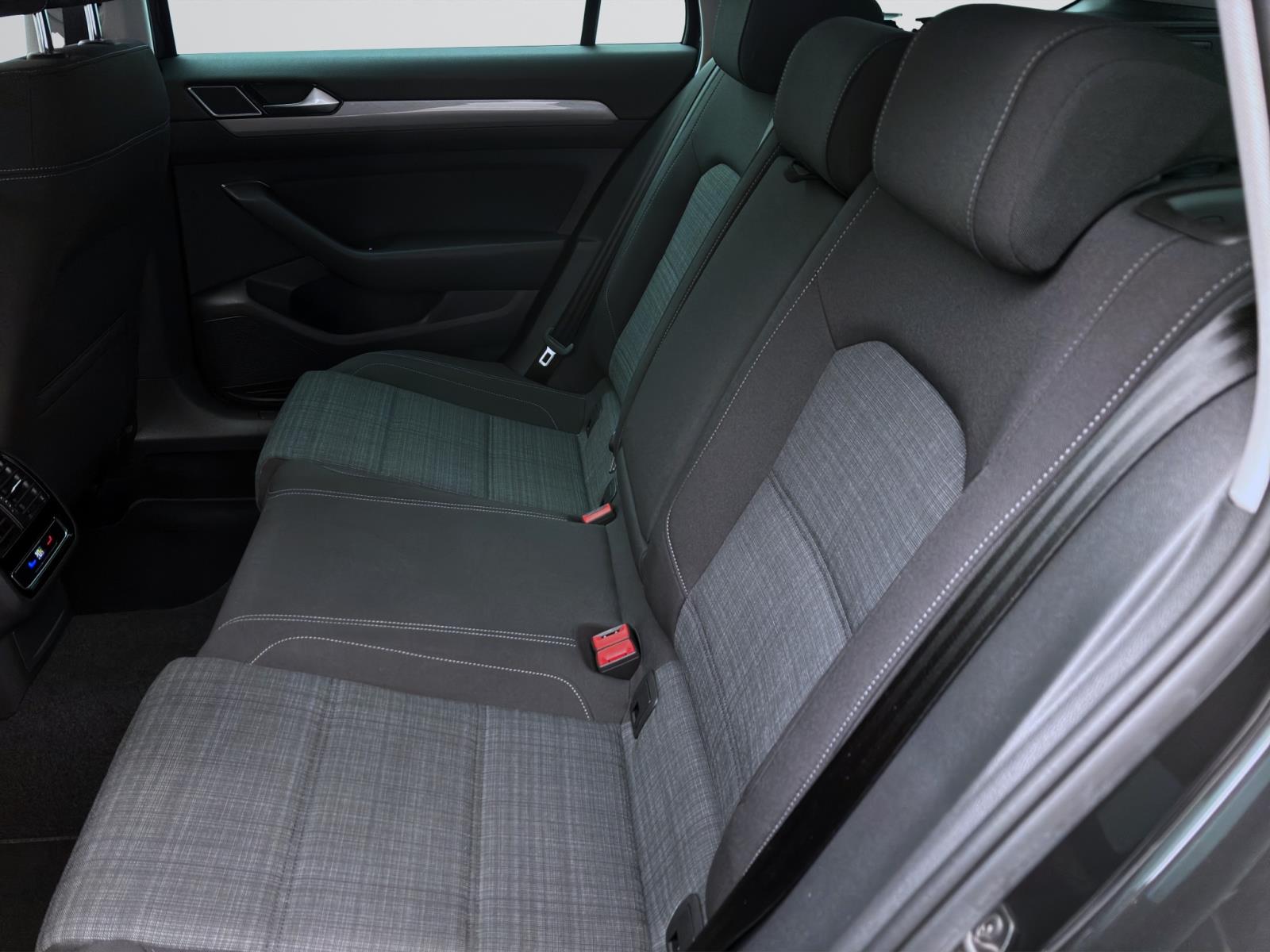 Bild 13: Volkswagen Passat Variant 2.0 TDI DSG BUSINESS NAVI KAMERA PDC SITZHZG