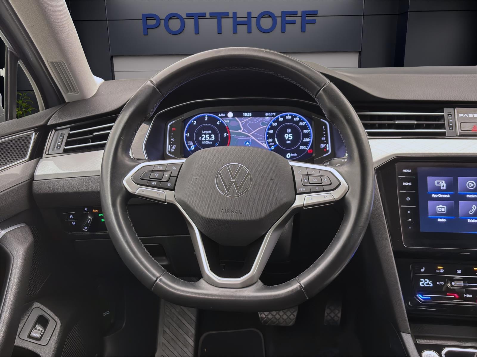 Bild 10: Volkswagen Passat Variant 2.0 TDI DSG BUSINESS NAVI KAMERA PDC SITZHZG