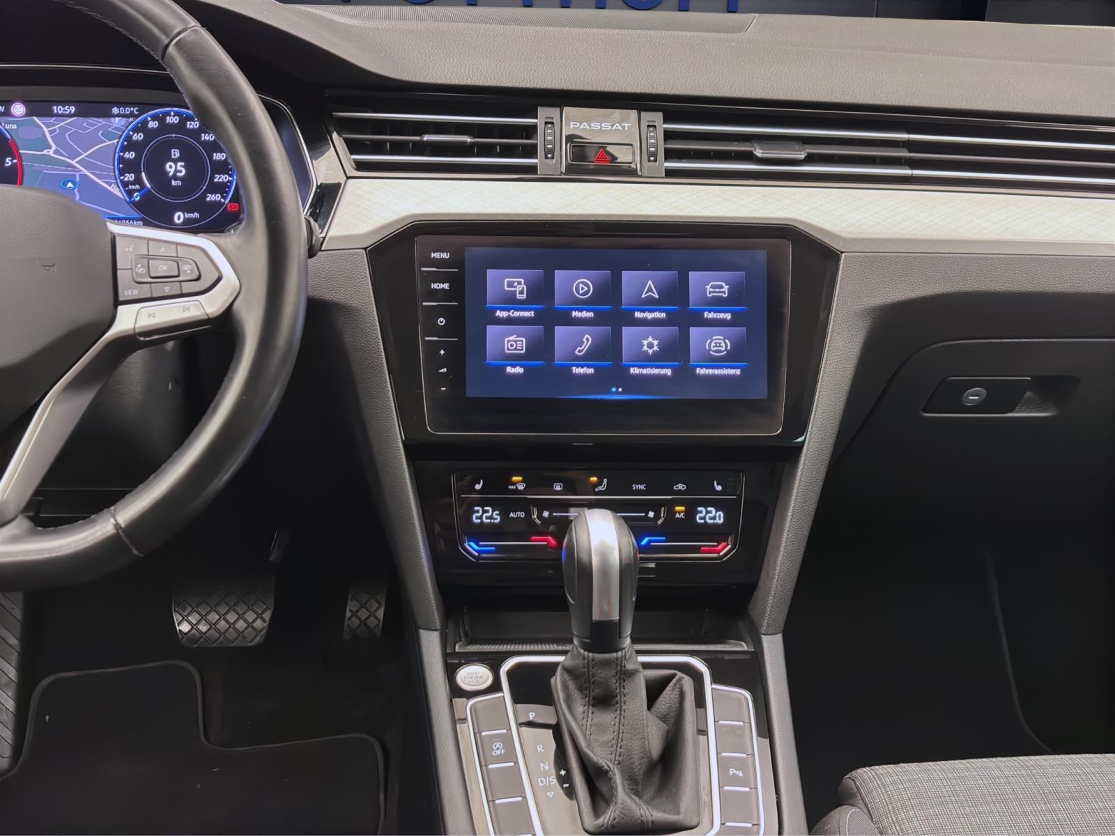 Bild 13: Volkswagen Passat Variant 2.0 TDI DSG BUSINESS NAVI KAMERA PDC SITZHZG