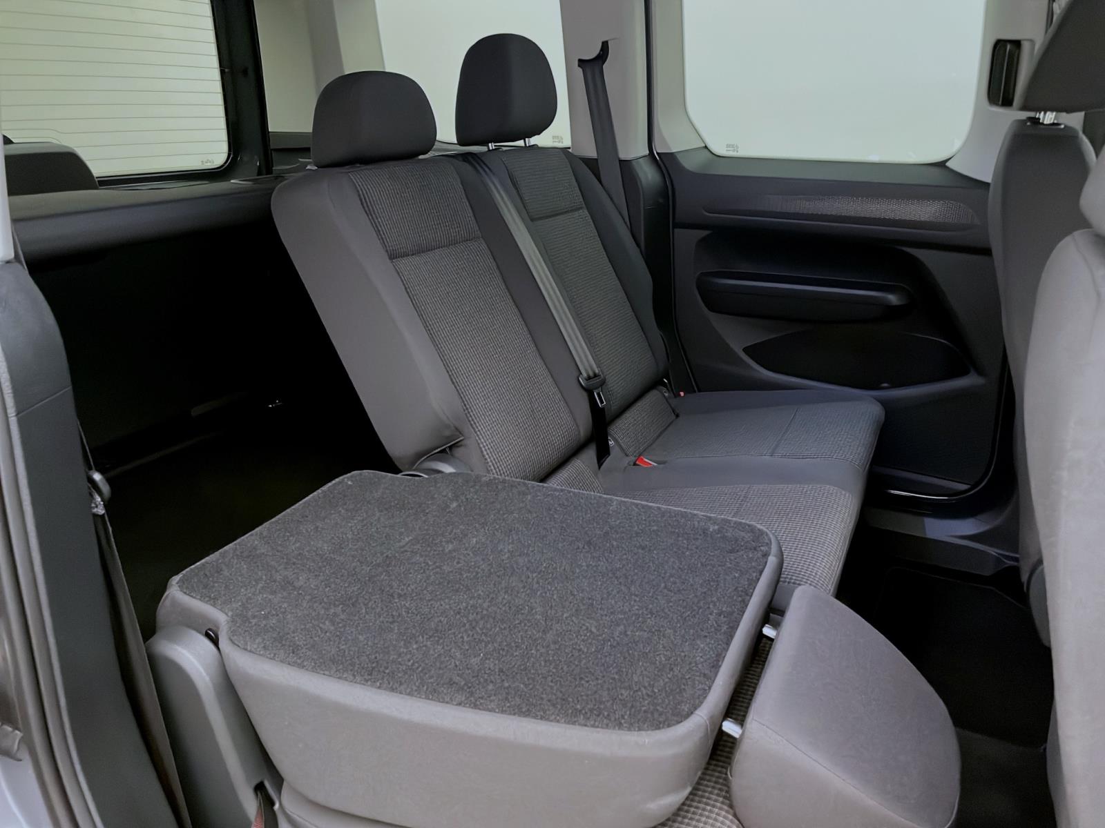 Bild 17: Volkswagen Caddy 2.0 TDI KOMBI KR PDC KAMERA NAVI AHK