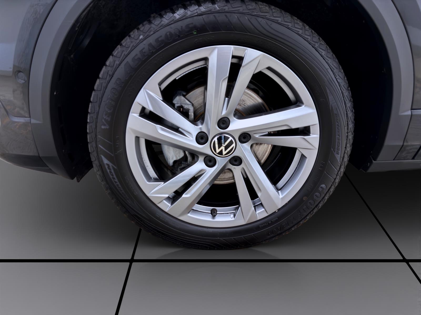 Bild 7: Volkswagen T-Roc 1.5 TSI DSG R-LINE NAVI AHK KAMERA KLIMA