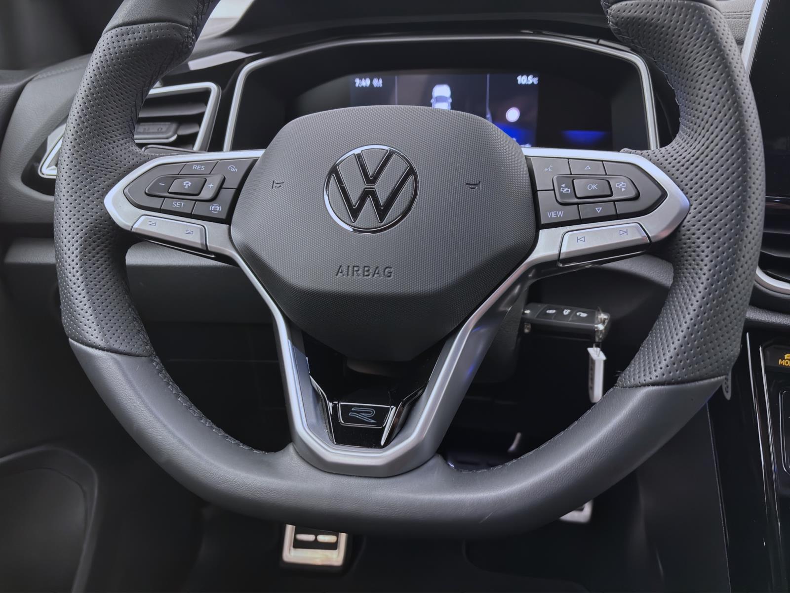 Bild 11: Volkswagen T-Roc 1.5 TSI DSG R-LINE NAVI AHK KAMERA KLIMA