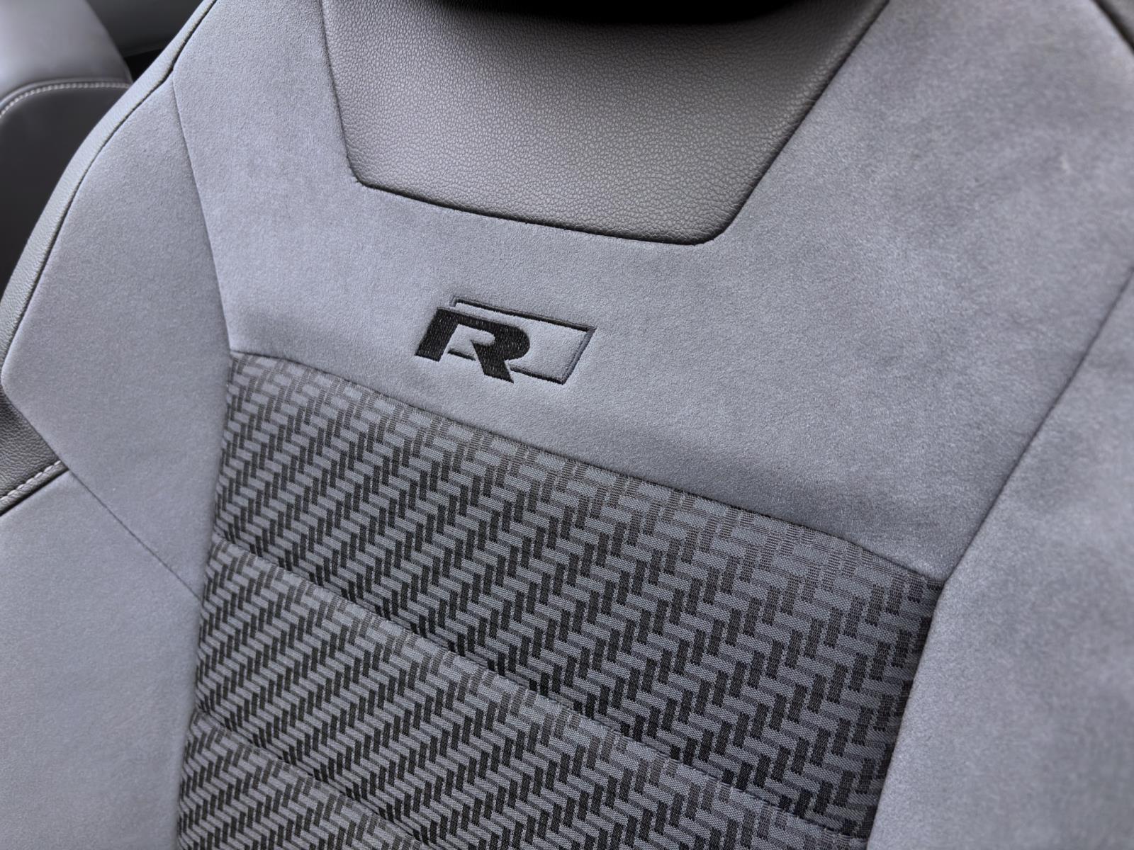 Bild 15: Volkswagen T-Roc Cabriolet 1.5 TSI R-LINE PDC SITZHZG KLIMA LED