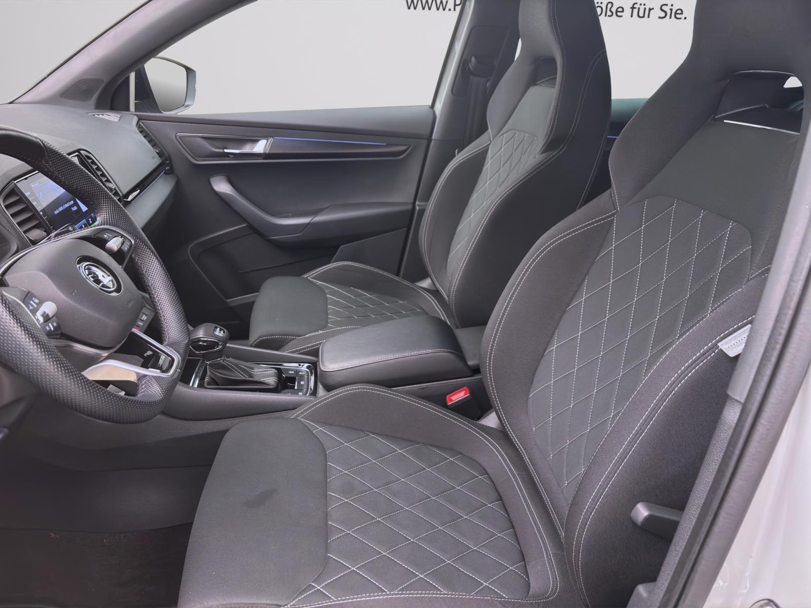 Bild 8: Skoda Karoq 2.0 TSI DSG 4x4 SPORTLINE KAMERA MATRIX PDC NAVI