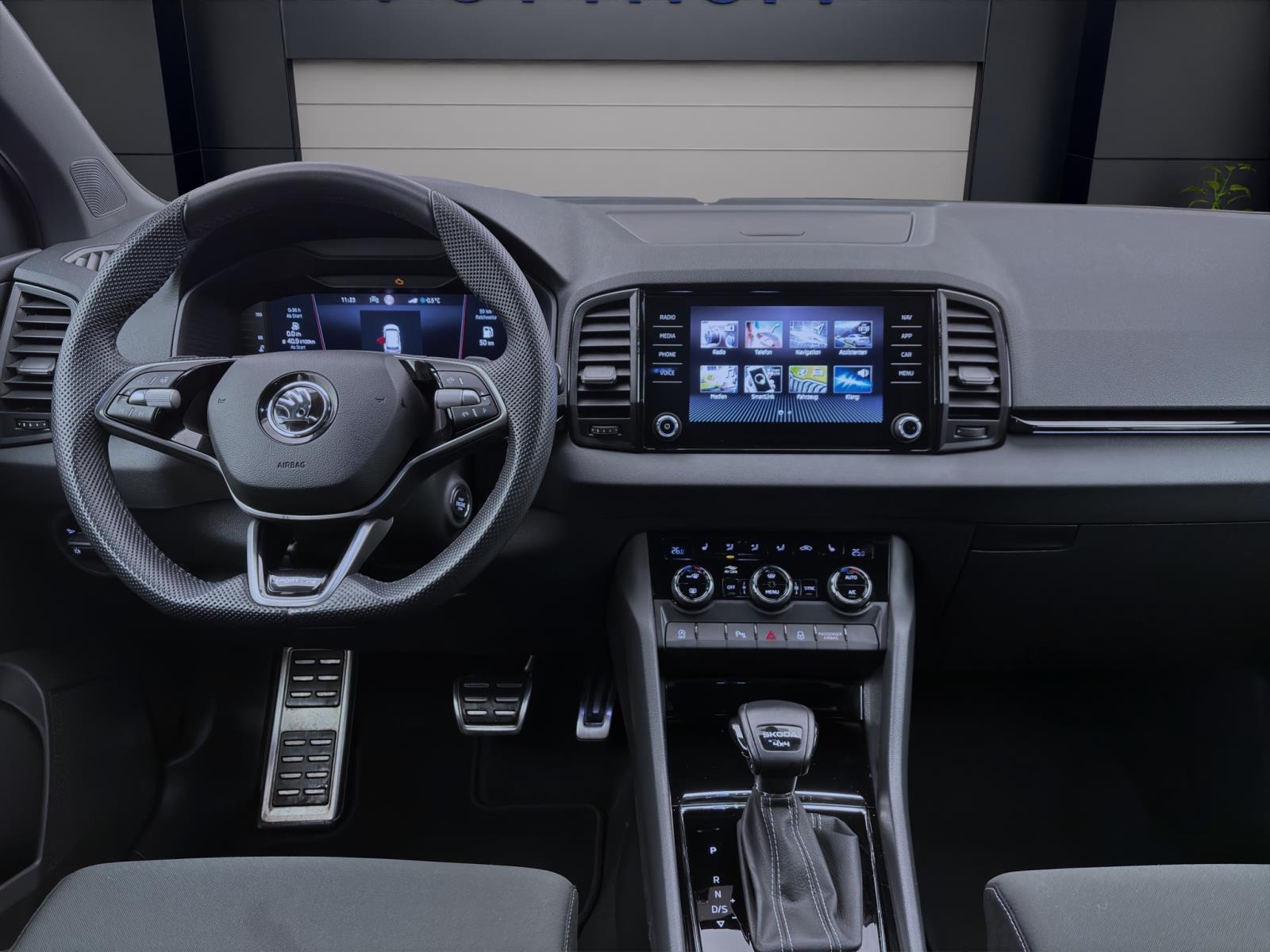 Bild 11: Skoda Karoq 2.0 TSI DSG 4x4 SPORTLINE KAMERA MATRIX PDC NAVI