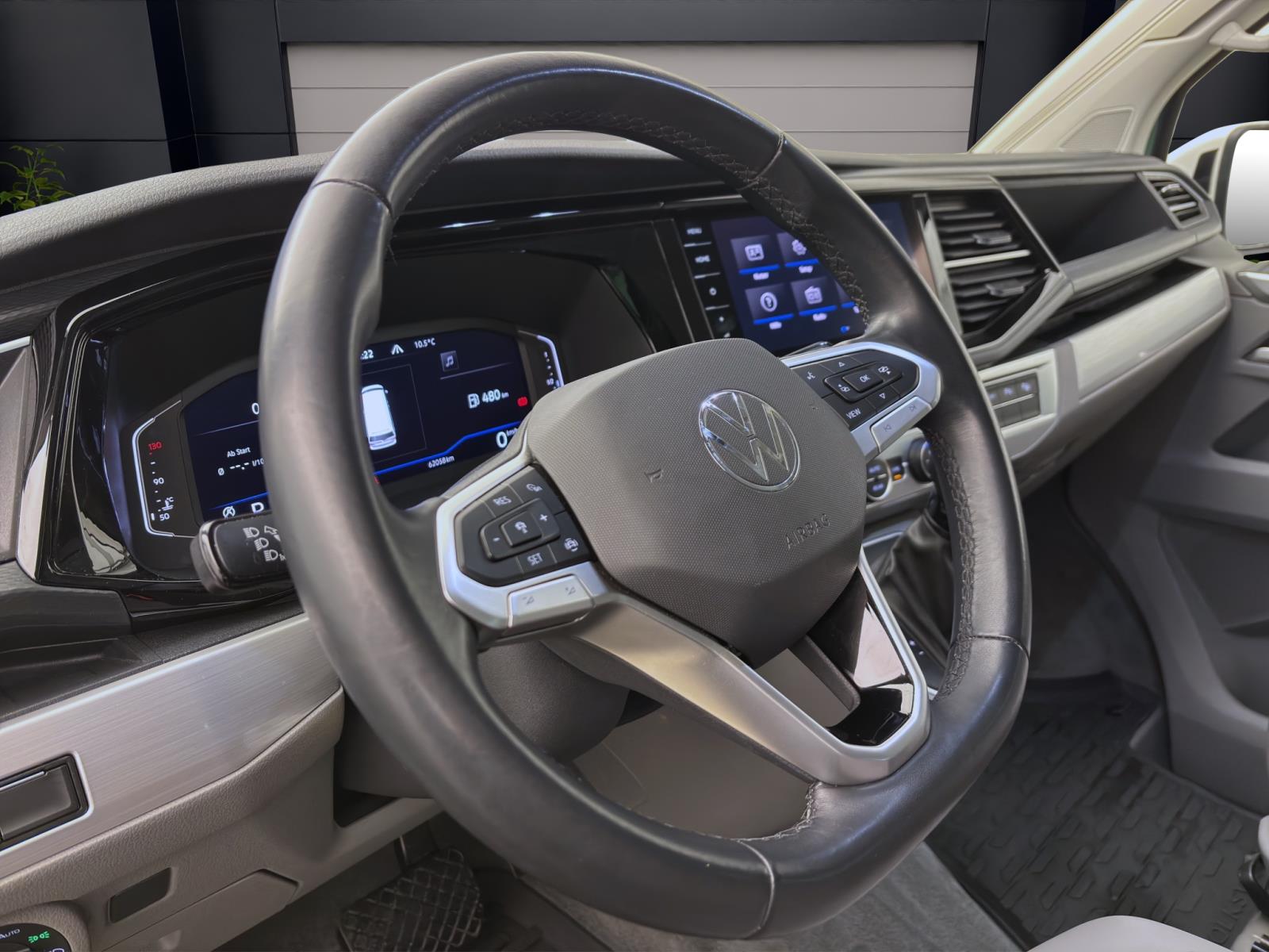 Bild 10: Volkswagen T6.1 California 2.0 TDI DSG OCEAN STANDHZG AHK NAVI DCC