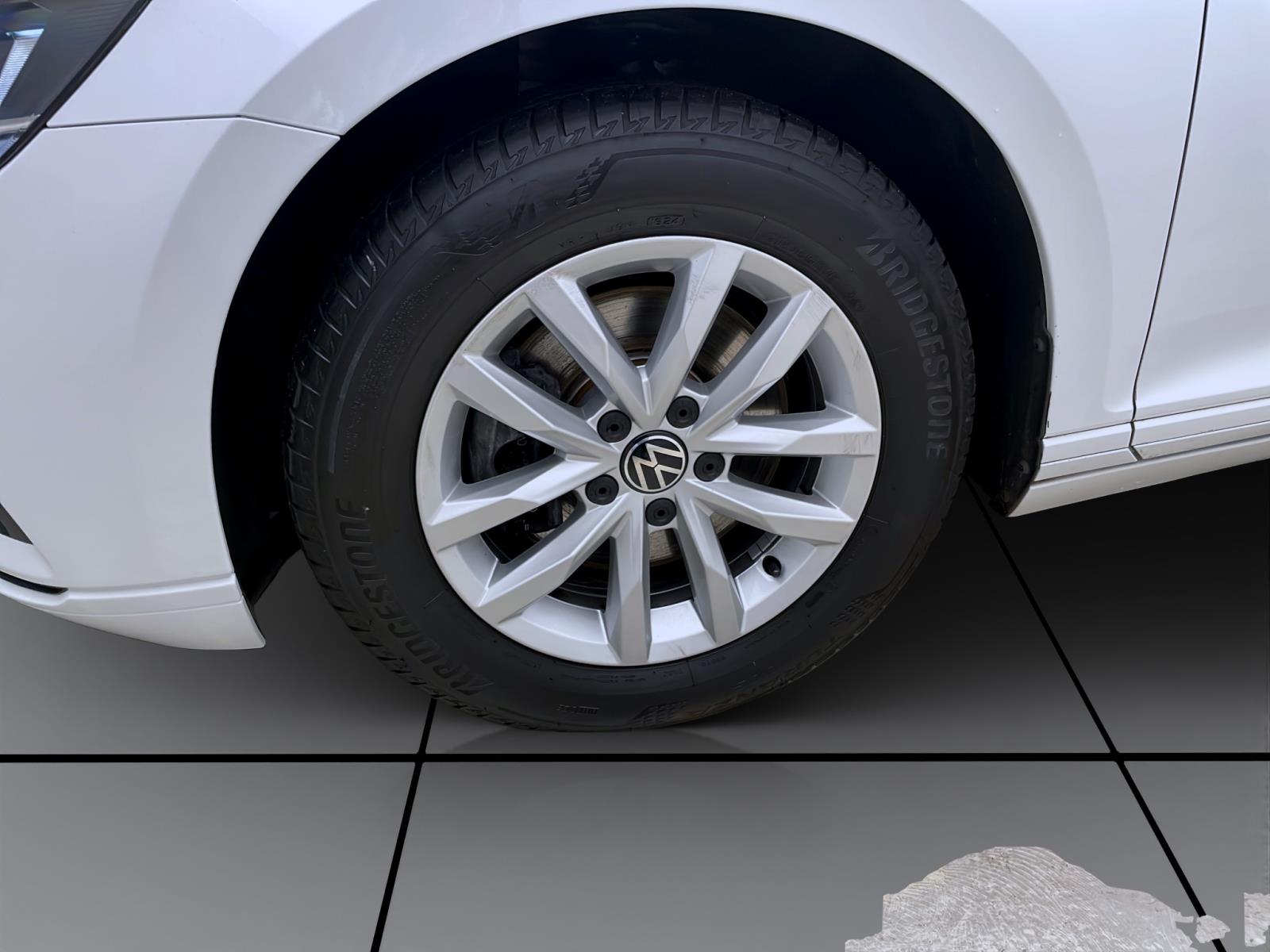 Bild 7: Volkswagen Passat Variant 2.0 TDI DSG BUSINESS NAVI PDC KAMERA SITZHZG