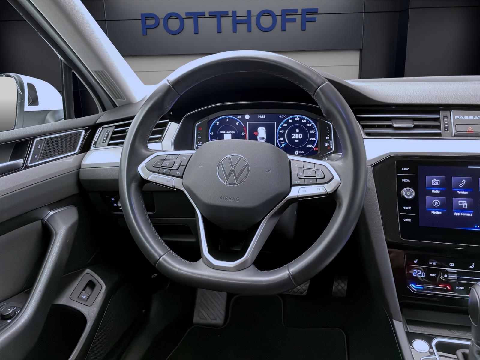 Bild 10: Volkswagen Passat Variant 2.0 TDI DSG BUSINESS NAVI PDC KAMERA SITZHZG