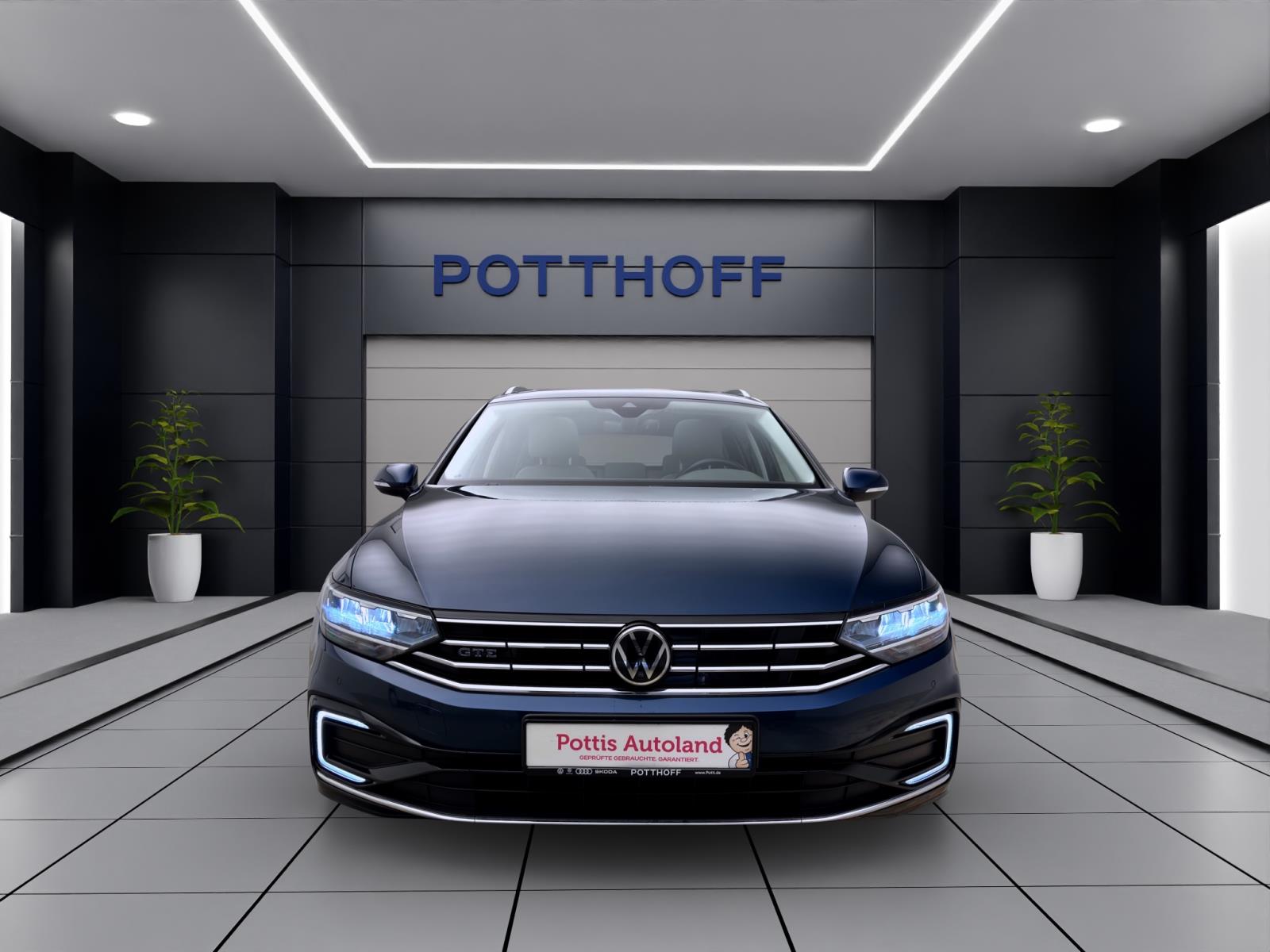 Bild 6: Volkswagen Passat Variant 1.4 TSI eHybrid DSG GTE PANO AHK 360° LED NAVI