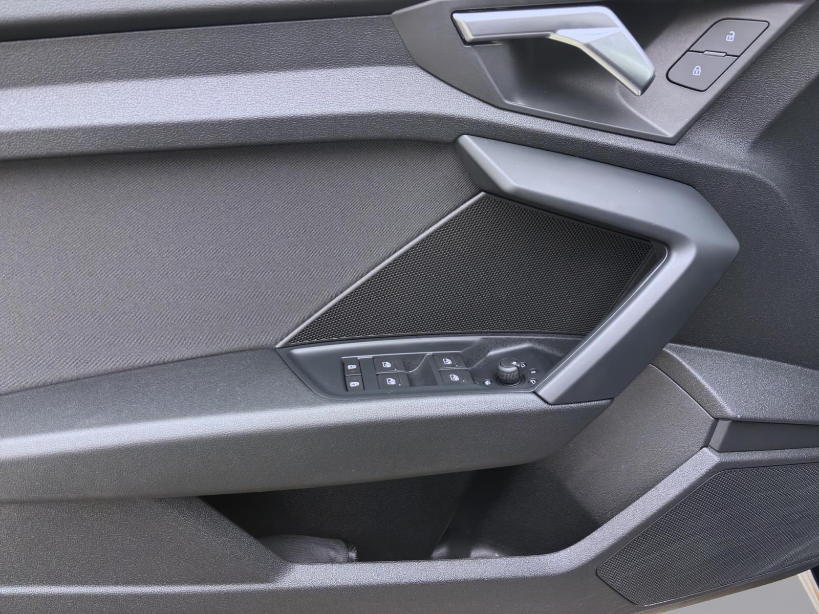 Bild 9: Audi A3 Sportback 35 TFSI ADVANCED AHK SHZG KLIMA LM17