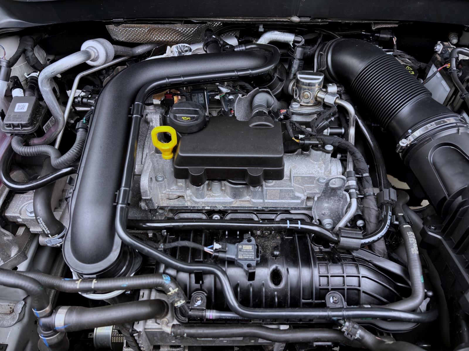 Bild 16: Volkswagen T-Cross 1.0 TSI GOAL NAVI KLIMA PDC SHZG