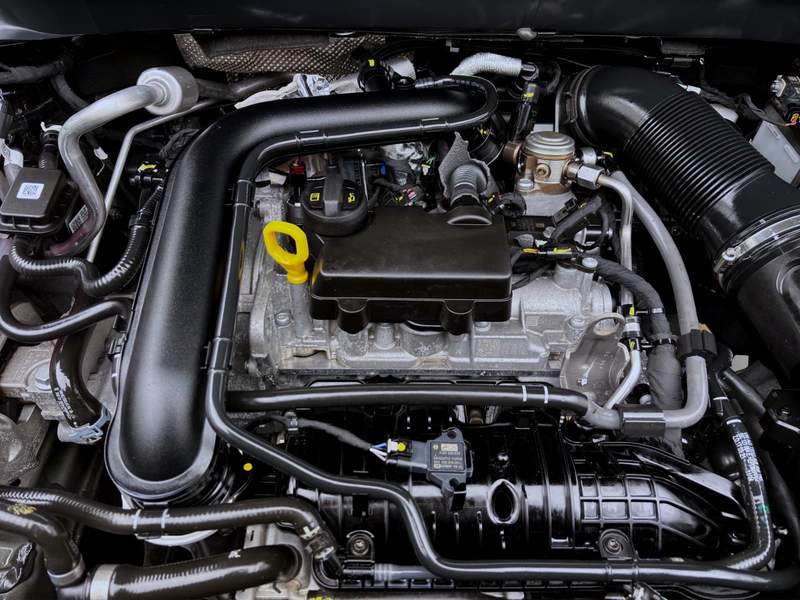 Bild 16: Volkswagen T-Cross 1.0 TSI GOAL NAVI KLIMA PDC SHZG