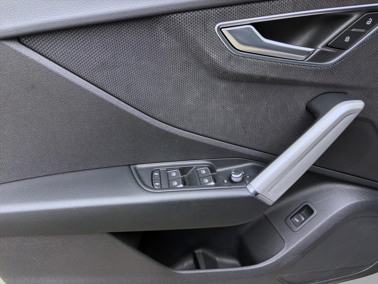 Bild 9: Audi Q2 35 TFSI ADVANCED VIRTUAL NAVI KLIMA LM17