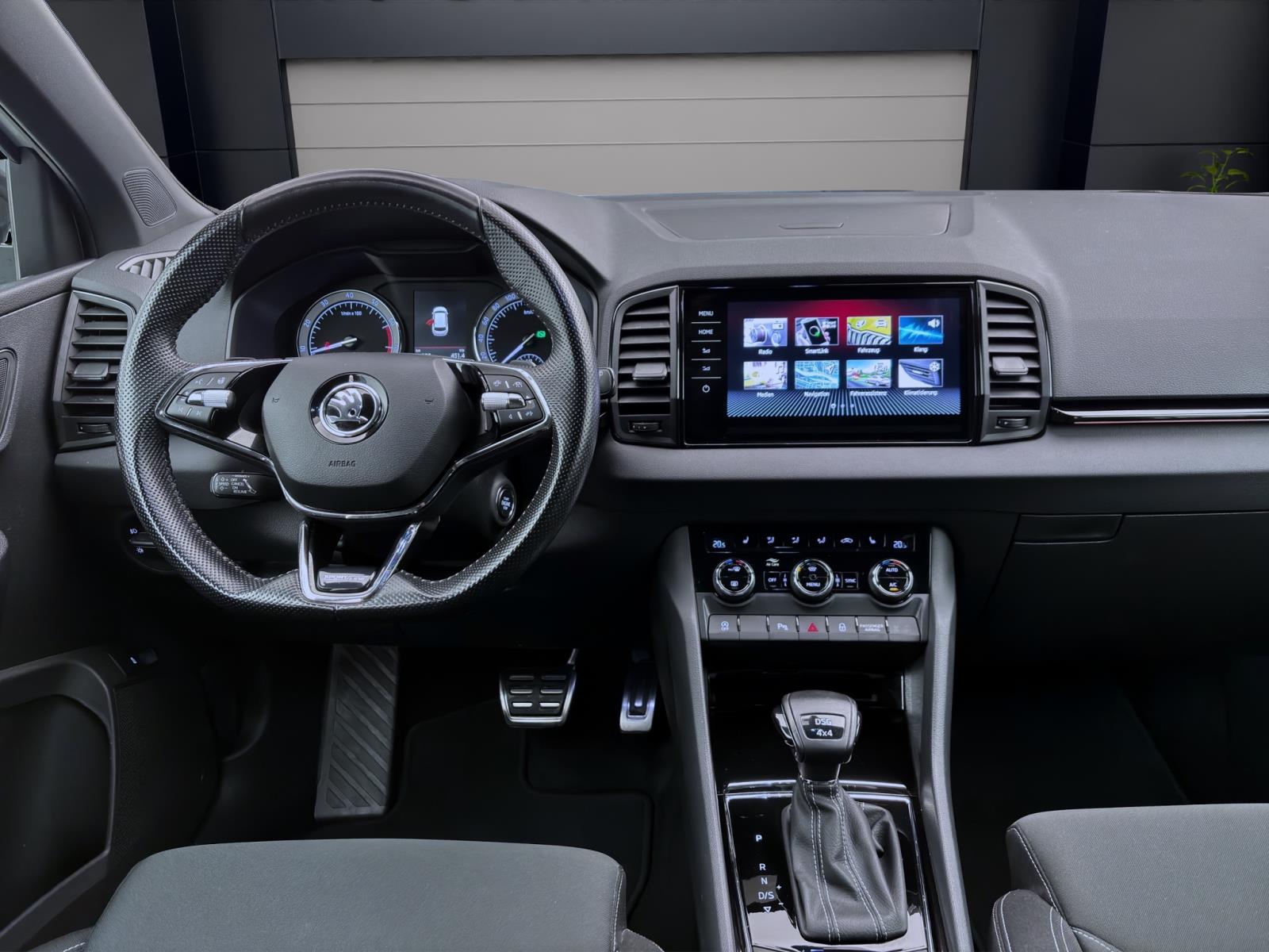 Bild 11: Skoda Karoq 2.0 TSI DSG 4x4 SPORTLINE AHK NAVI PDC ACC