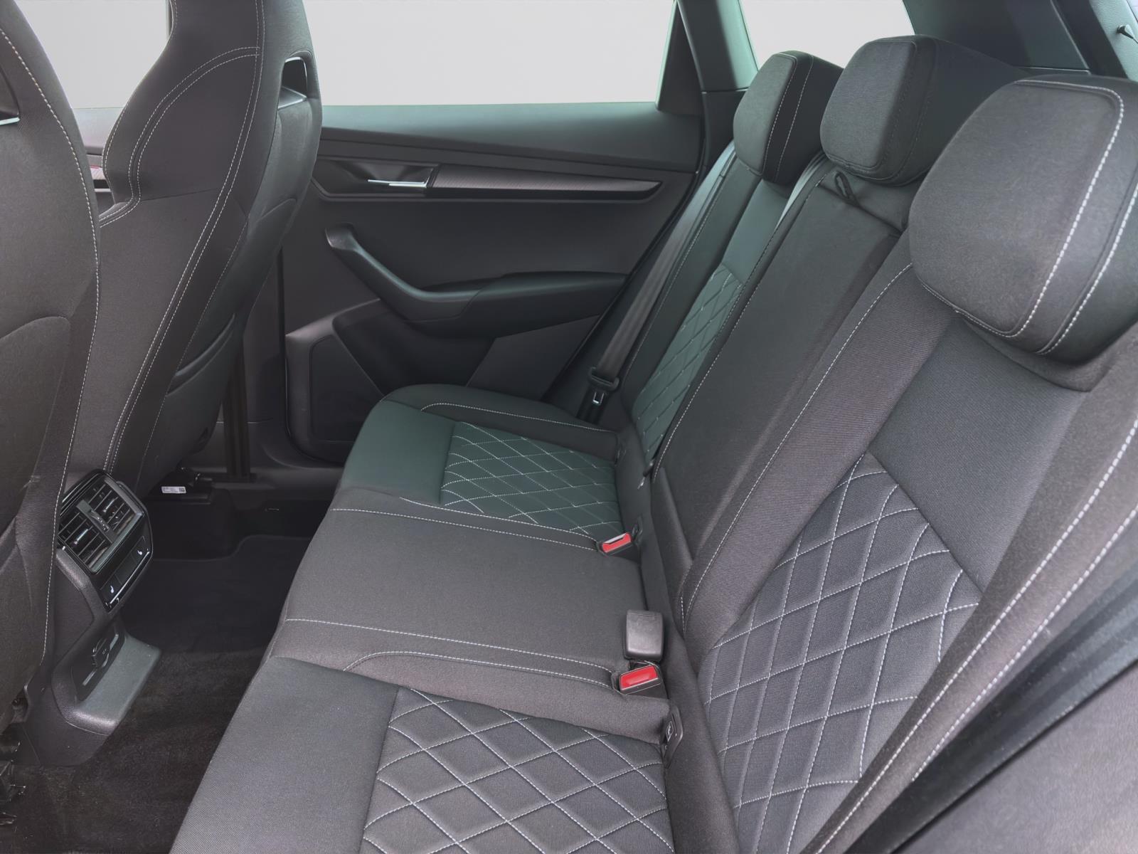 Bild 13: Skoda Karoq 2.0 TSI DSG 4x4 SPORTLINE AHK NAVI PDC ACC