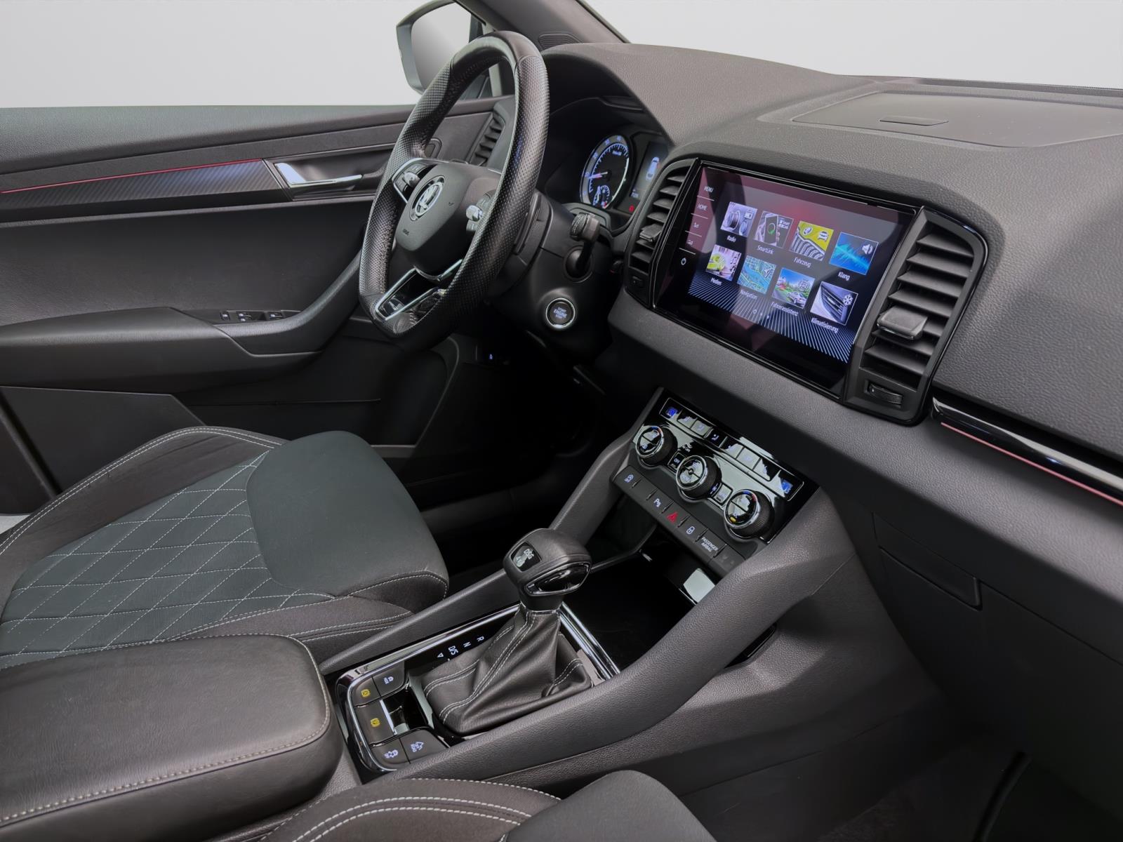 Bild 15: Skoda Karoq 2.0 TSI DSG 4x4 SPORTLINE AHK NAVI PDC ACC