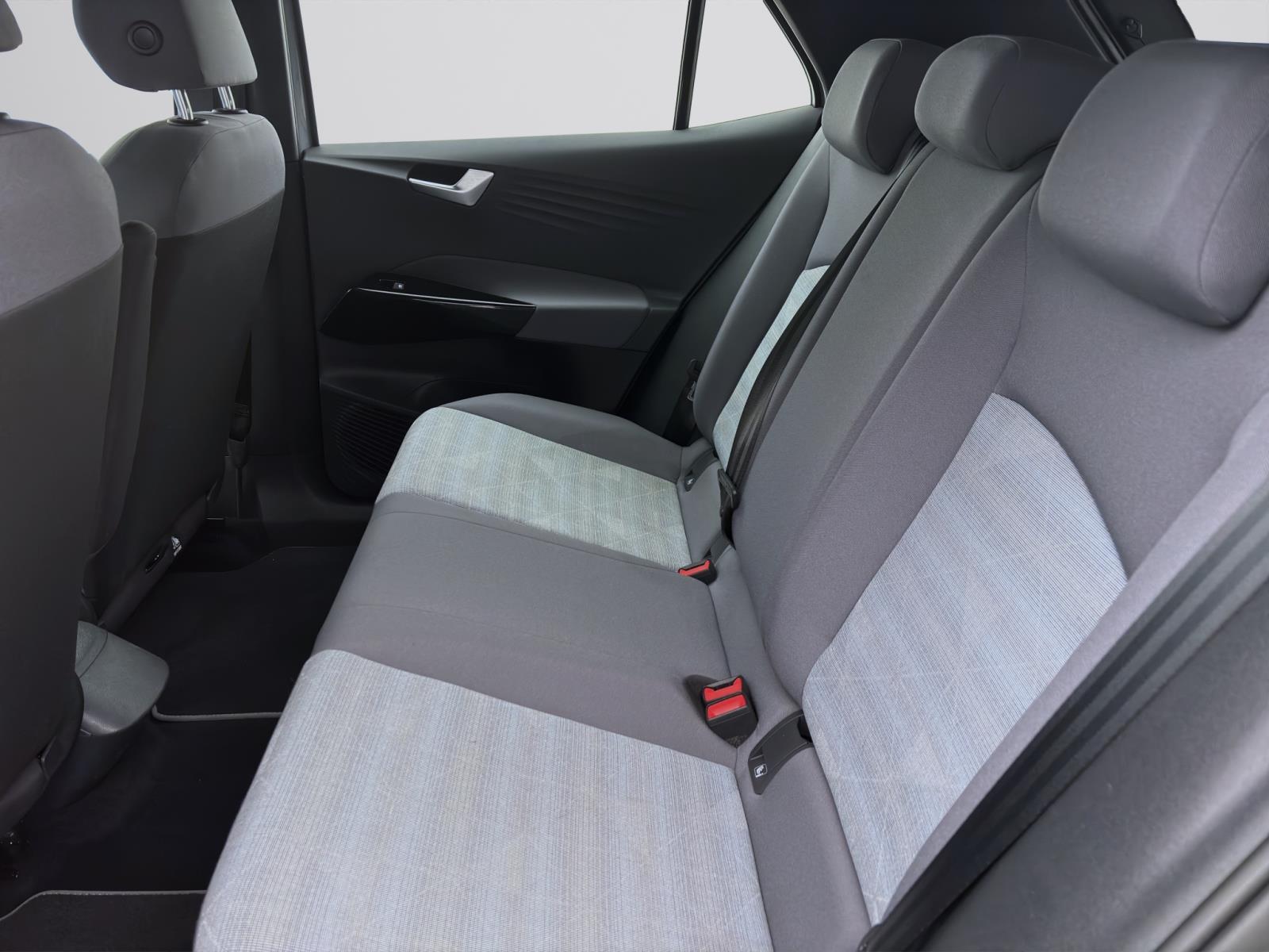 Bild 13: Volkswagen ID.3 PURE PERFORMANCE NAVI PDC LED DAB+