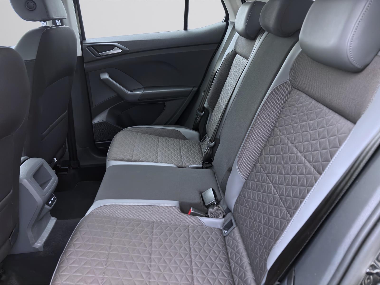 Bild 14: Volkswagen T-Cross 1.0 TSI DSG STYLE NAVI PDC LED SITZHZG