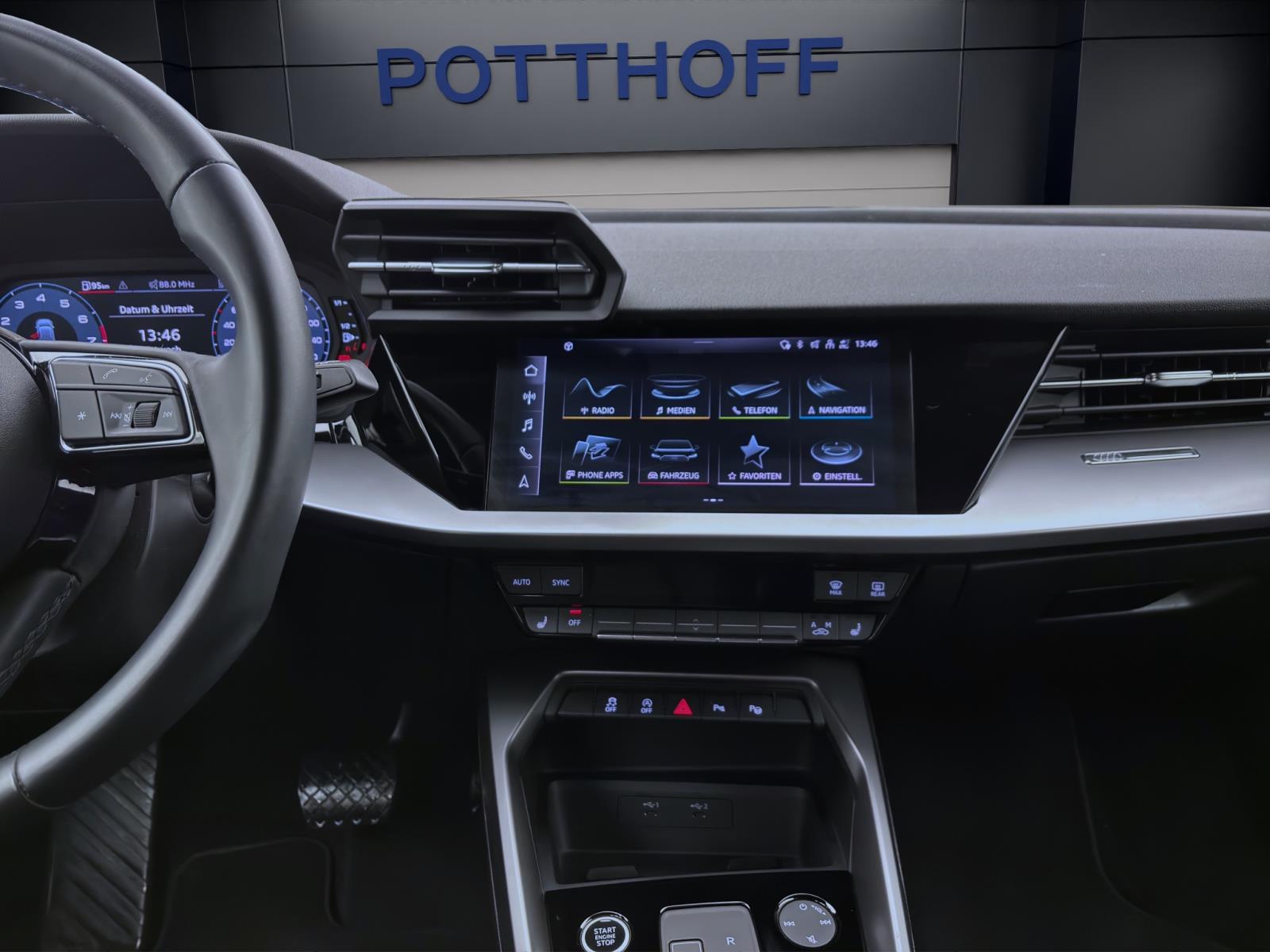 Bild 12: Audi A3 Sportback 35 TFSI ADVANCED AHK PDC SITZHZG KLIMA