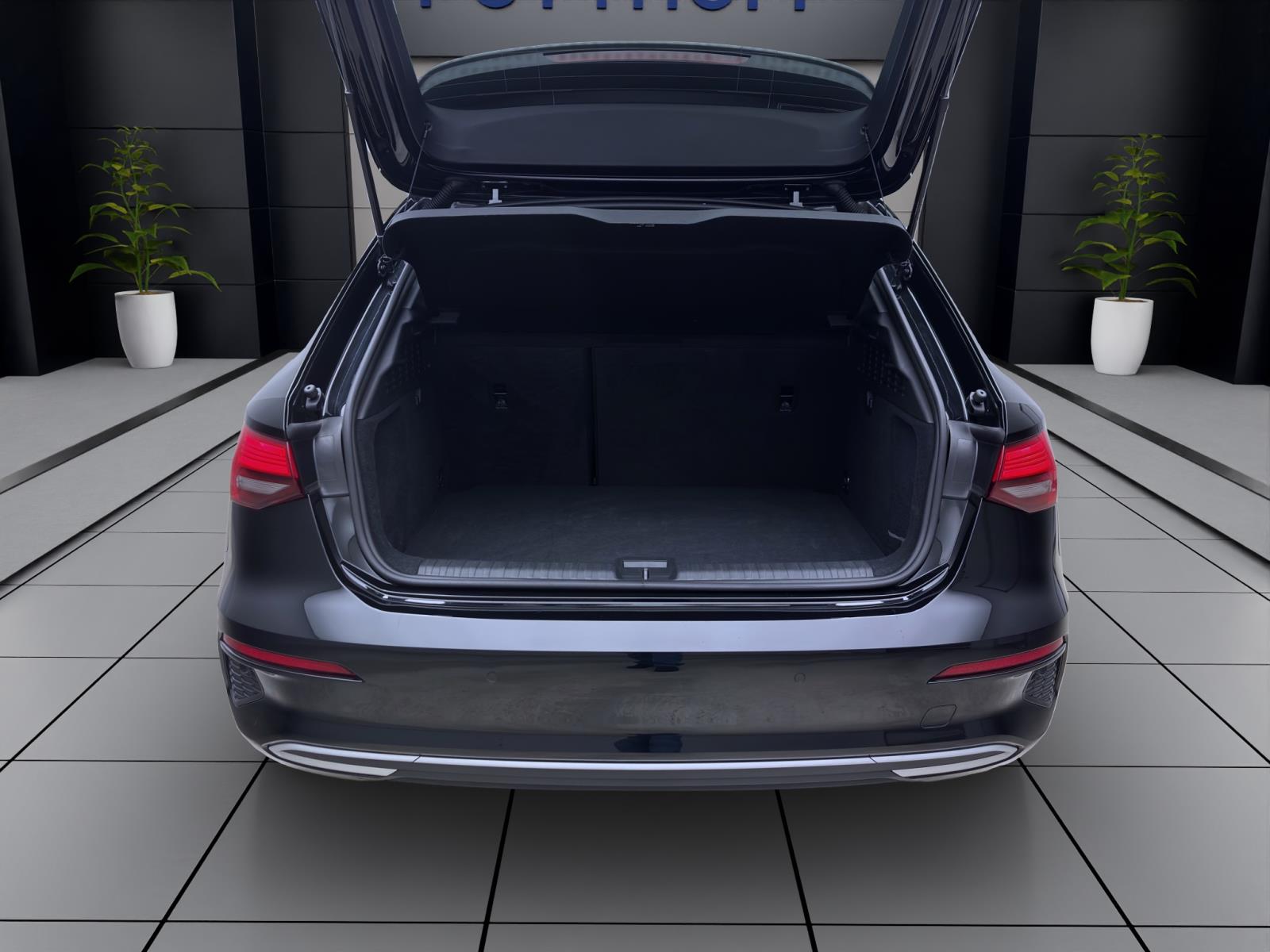 Bild 3: Audi A3 Sportback 35 TFSI ADVANCED PDC SITZHZG KLIMA AHK