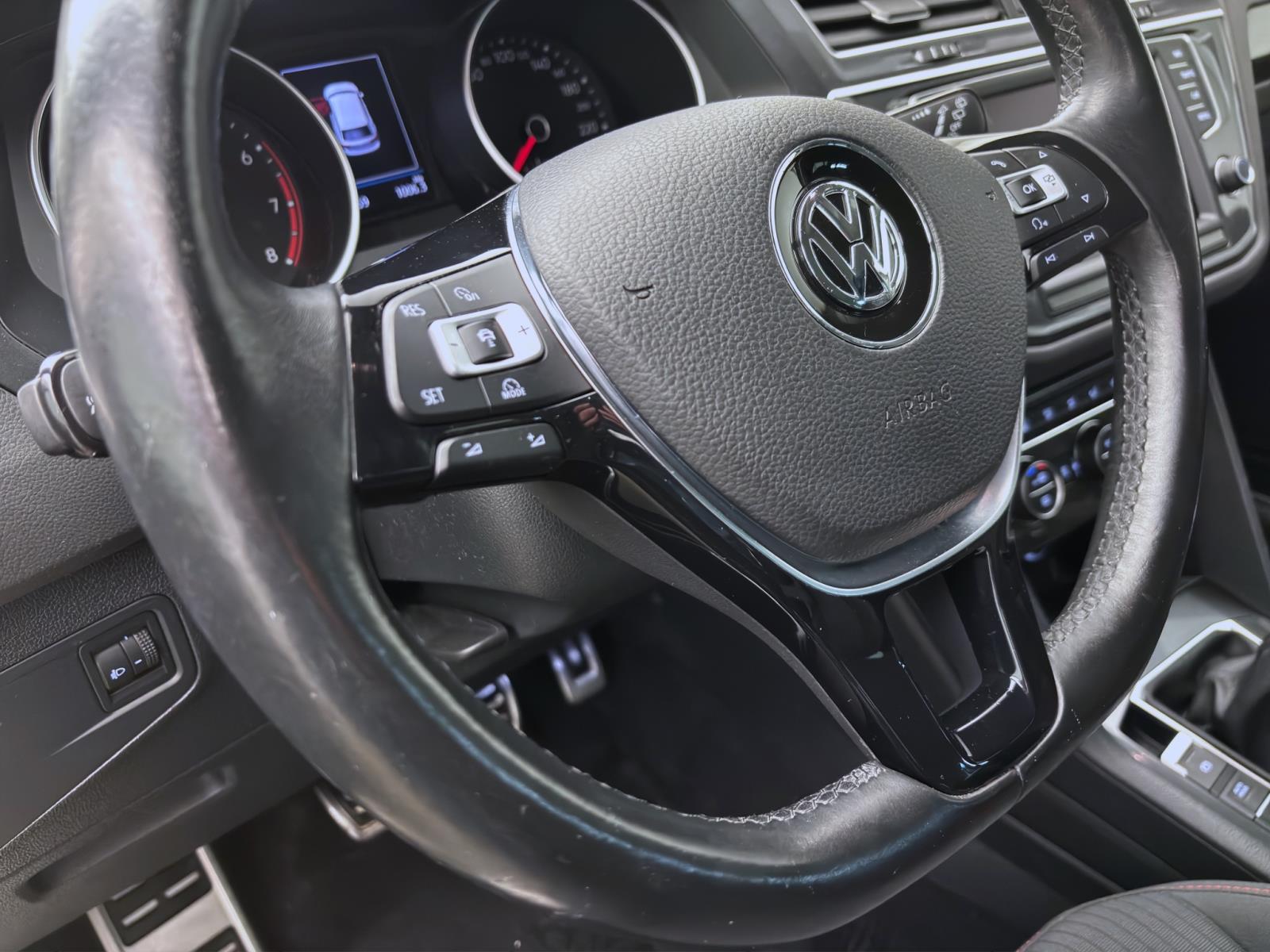 Bild 15: Volkswagen Tiguan 2.0 TSI 4M SOUND PDC NAVI STDHZG AHK