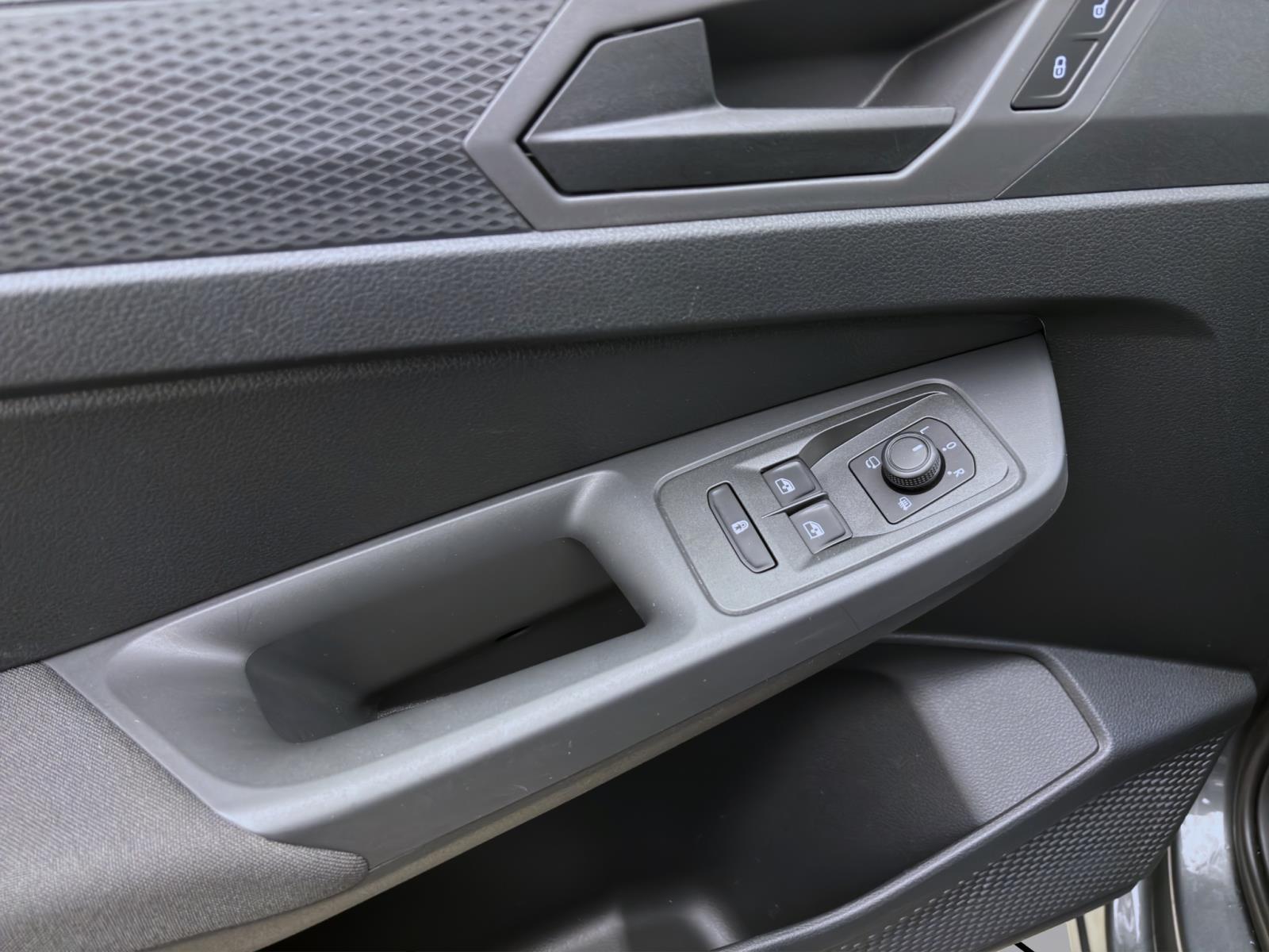 Bild 9: Volkswagen Caddy 2.0 TDI KOMBI KR NAVI KAMERA AHK PDC