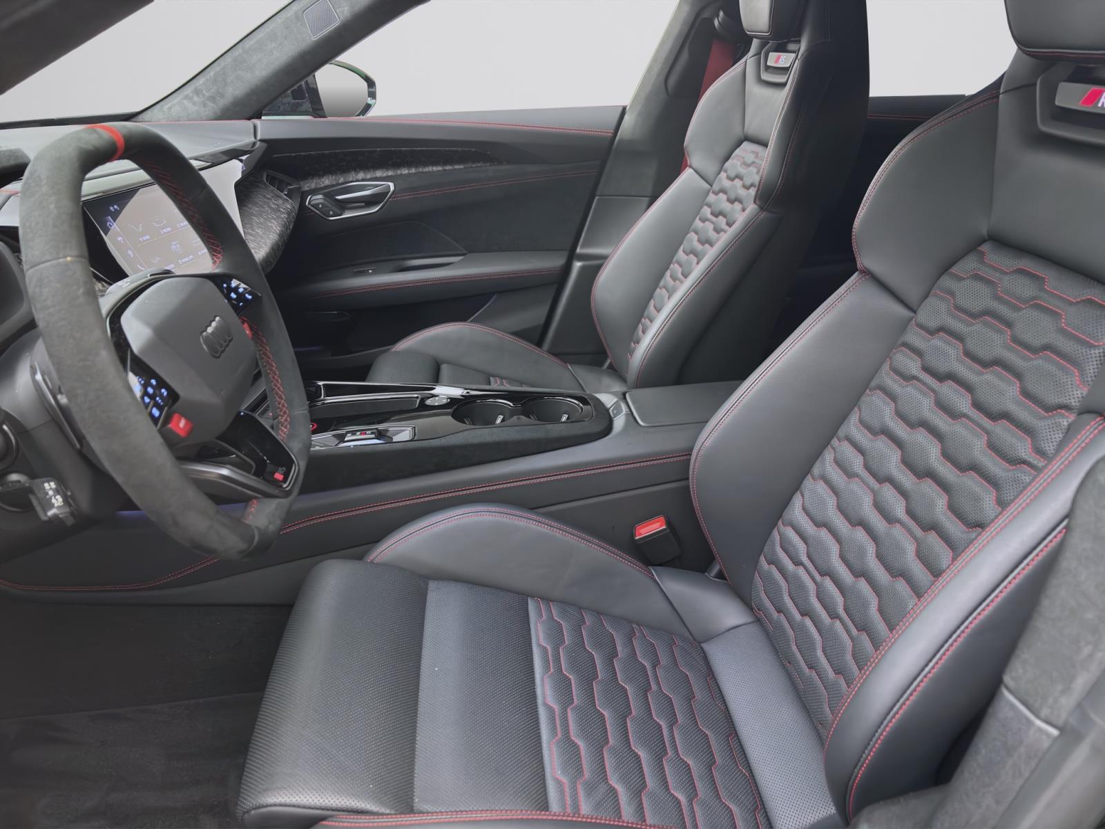 Bild 7: Audi RS e-tron GT Q PERFORMANCE HuD LM21 NAVI+ LEDER