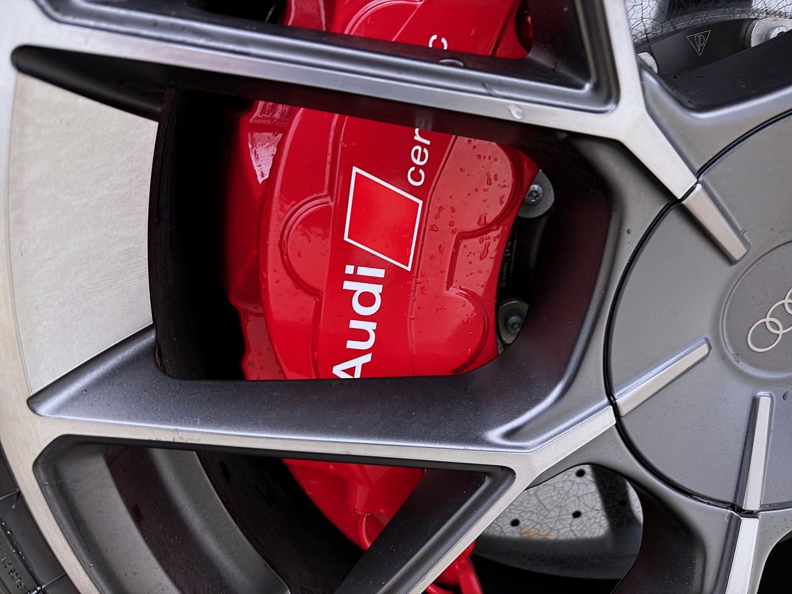 Bild 16: Audi RS e-tron GT Q PERFORMANCE HuD LM21 NAVI+ LEDER