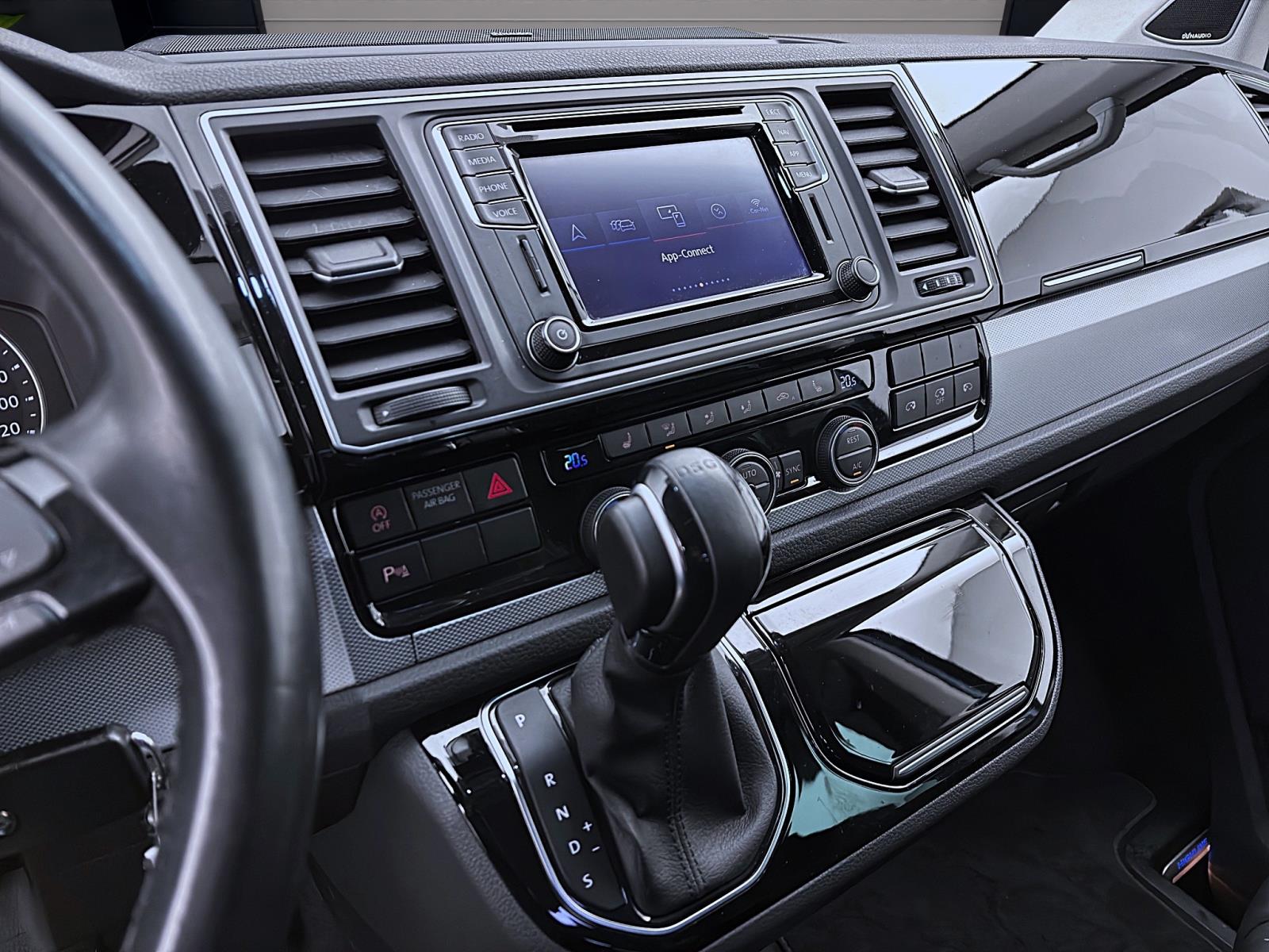 Bild 12: Volkswagen T6.1 Multivan 2.0 TDI DSG HIGHLINE STDHZG SCHIEBEDACH AHK