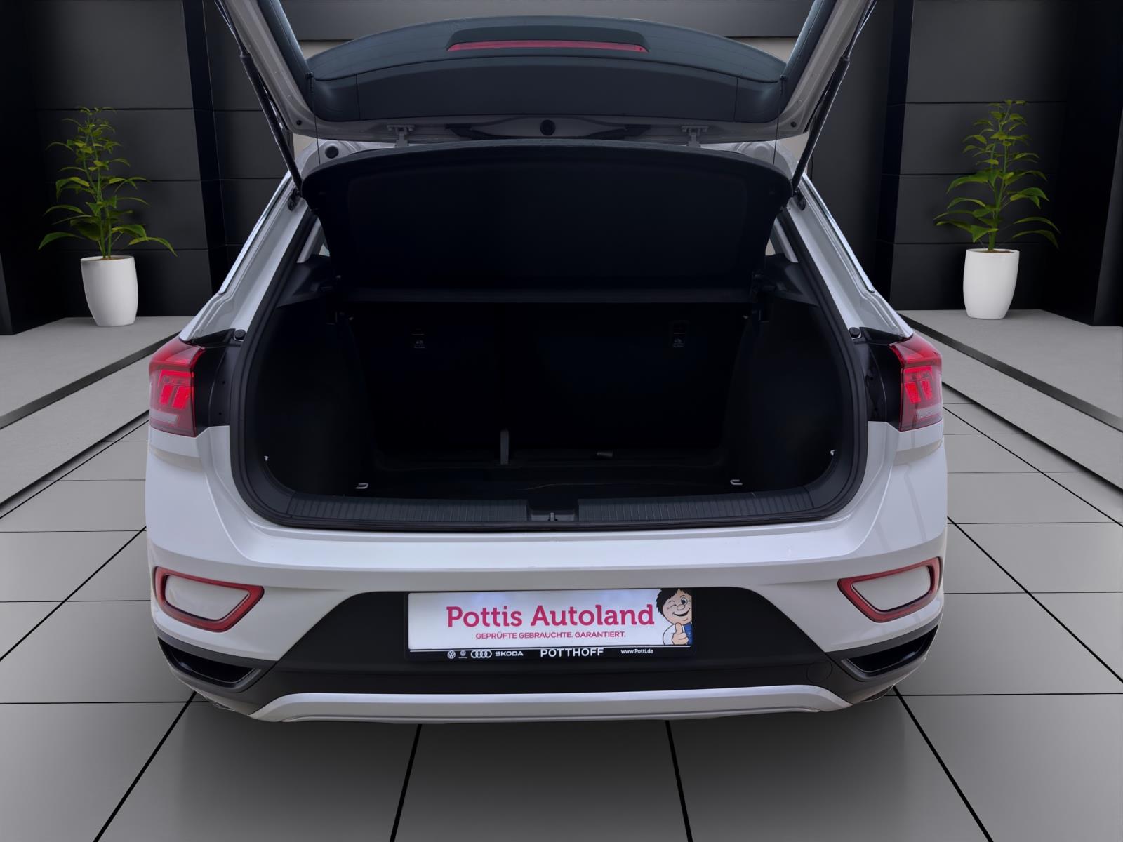 Bild 3: Volkswagen T-Roc 1.0 TSI LED SITZHZG KLIMA DAB+