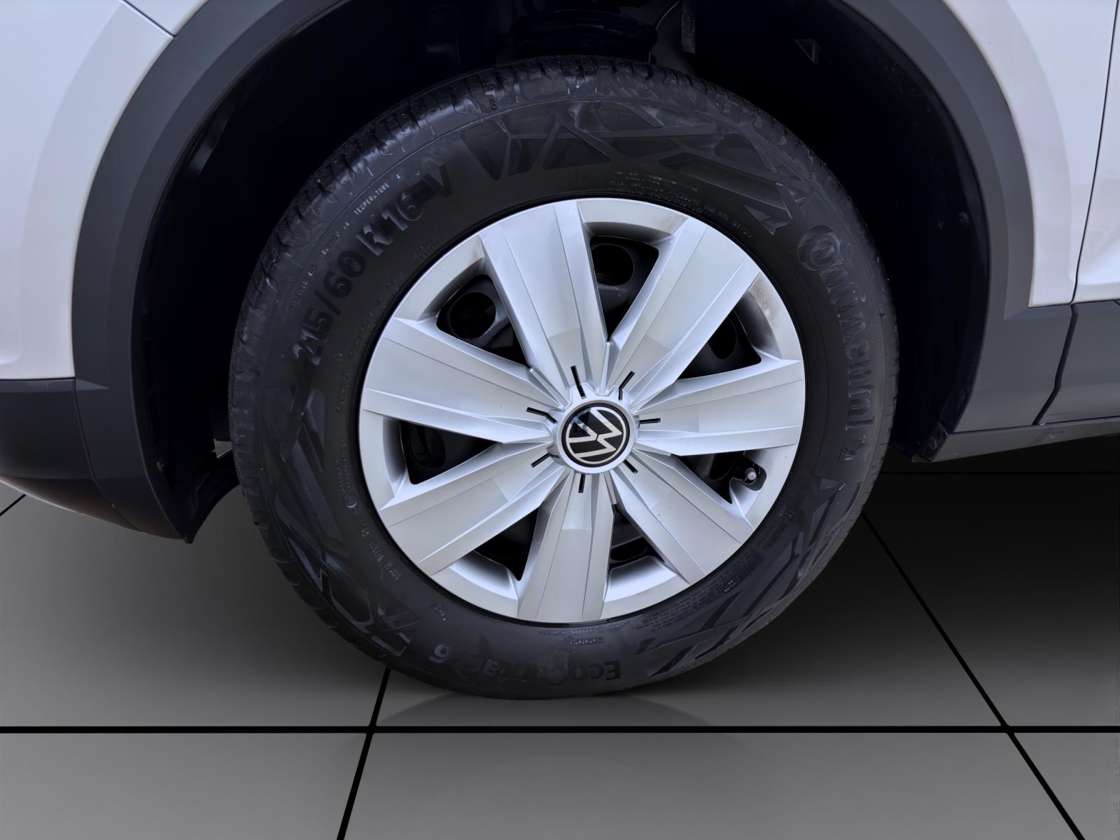 Bild 7: Volkswagen T-Roc 1.0 TSI LED SITZHZG KLIMA DAB+