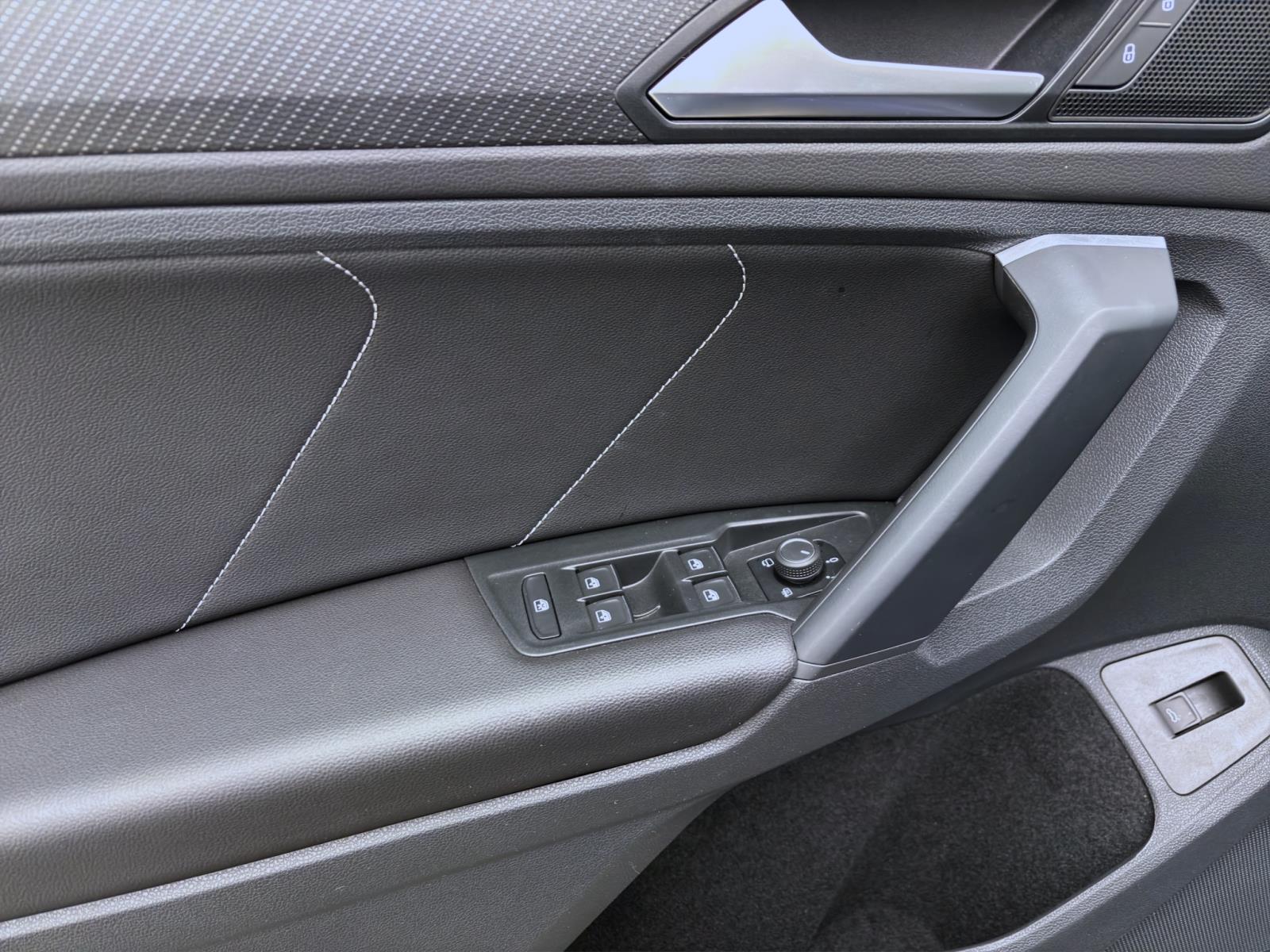 Bild 9: Volkswagen Tiguan 1.5 TSI DSG R-LINE AHK NAVI KAMERA SITZHZG