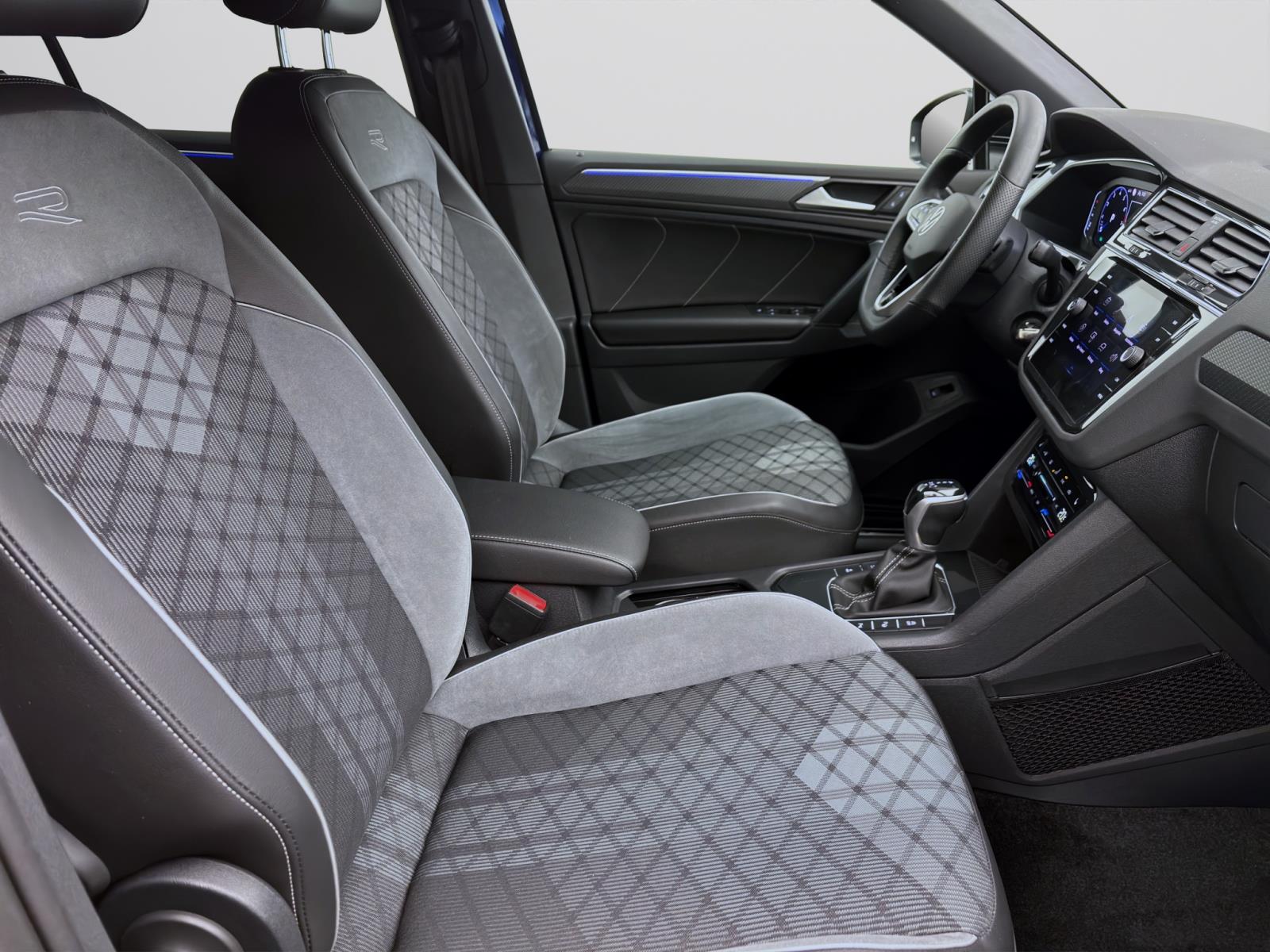 Bild 14: Volkswagen Tiguan 1.5 TSI DSG R-LINE AHK NAVI KAMERA SITZHZG