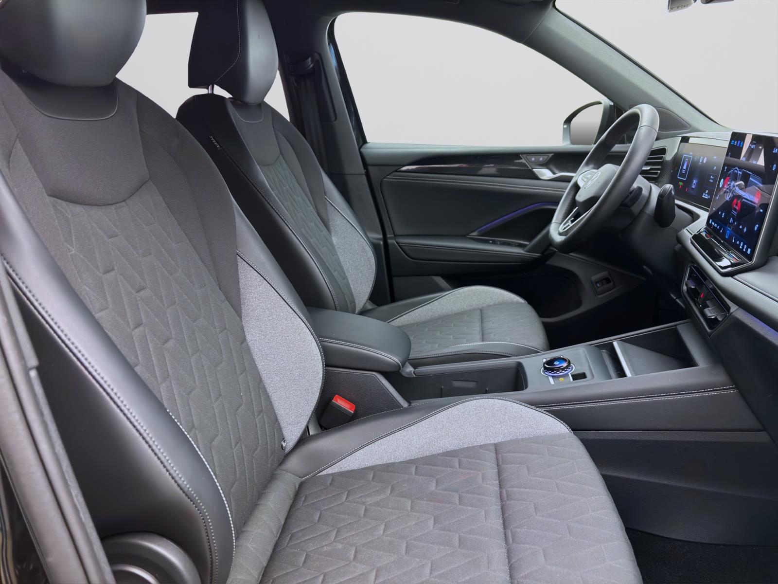 Bild 15: Volkswagen Tiguan 1.5 eTSI DSG GOAL NAVI AHK KAMERA KLIMA