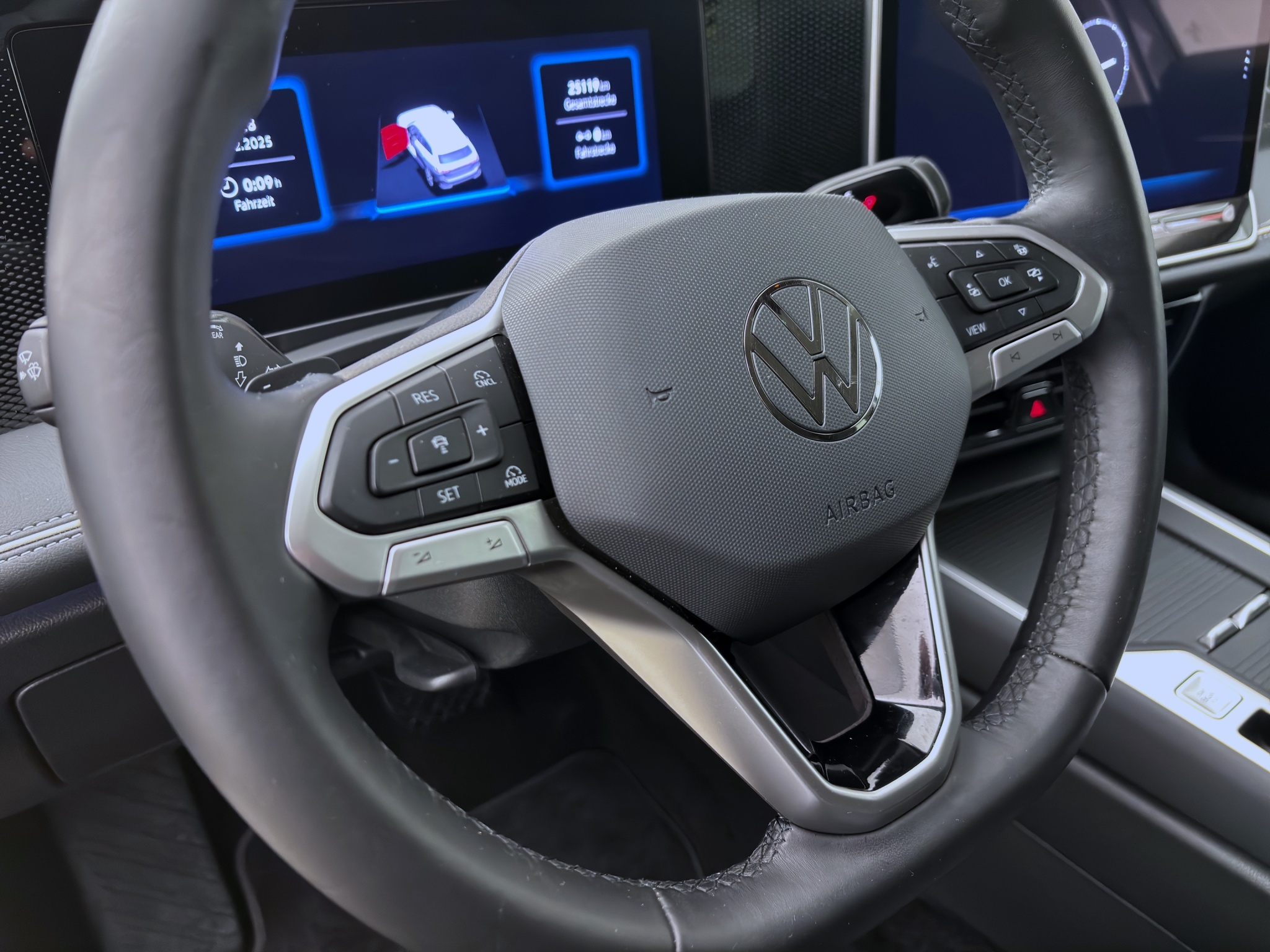 Bild 16: Volkswagen Passat Variant 1.5 TSI eHybrid DSG BUSINESS AHK NAVI KAMERA SITZHZG