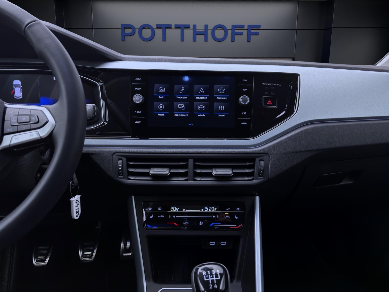 Bild 13: Volkswagen Taigo 1.0 TSI GOAL NAVI KLIMA PDC SHZG