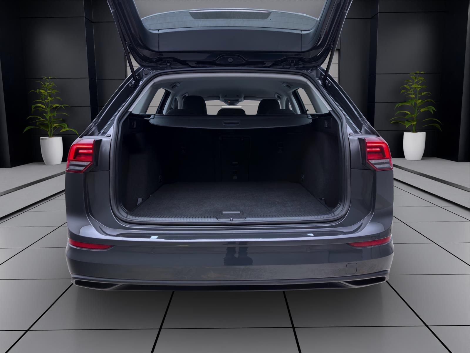 Bild 3: Volkswagen Golf Variant 2.0 TDI DSG LIFE NAVI PDC SITZHZG LED