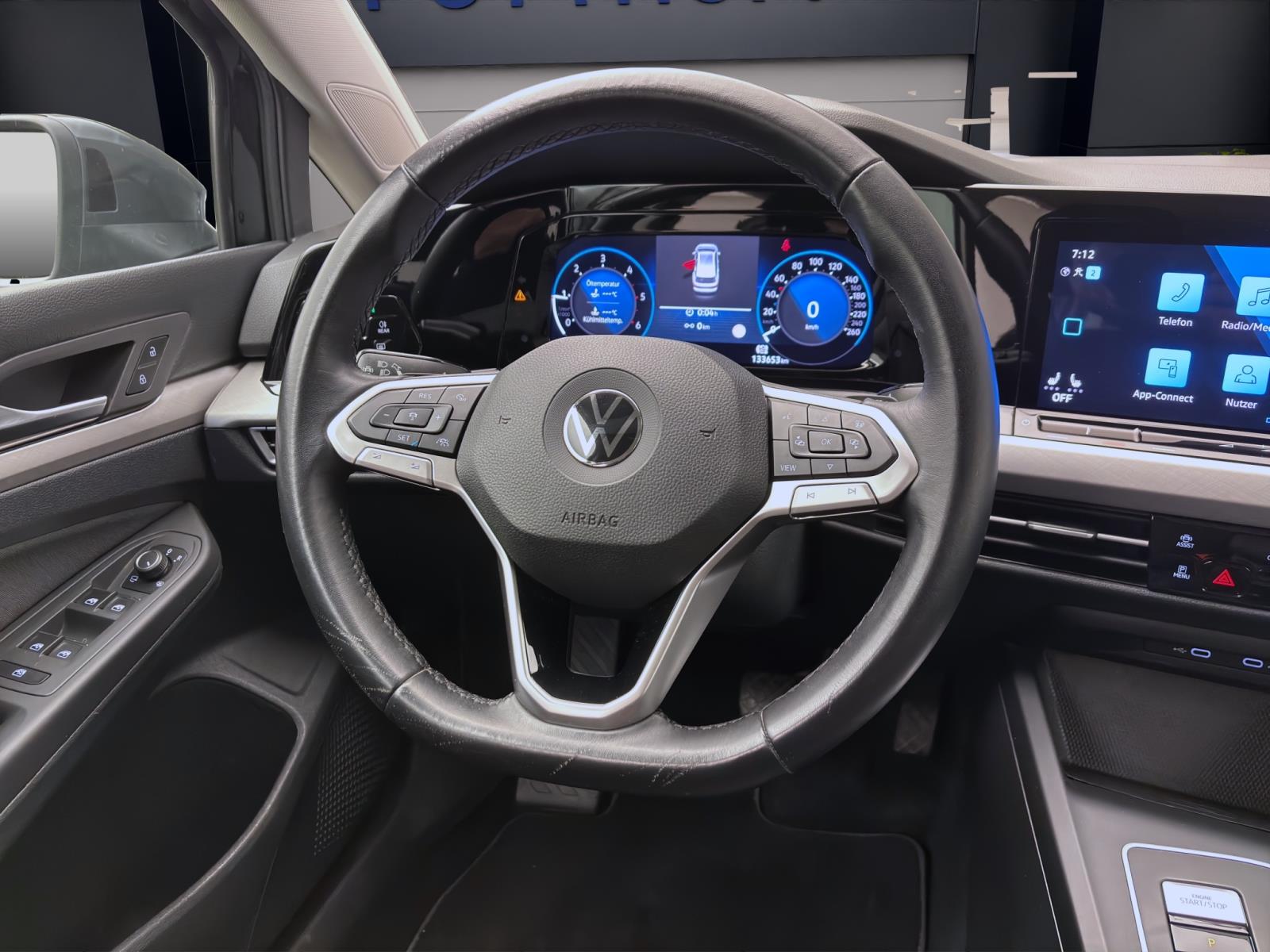 Bild 10: Volkswagen Golf Variant 2.0 TDI DSG LIFE NAVI PDC SITZHZG LED