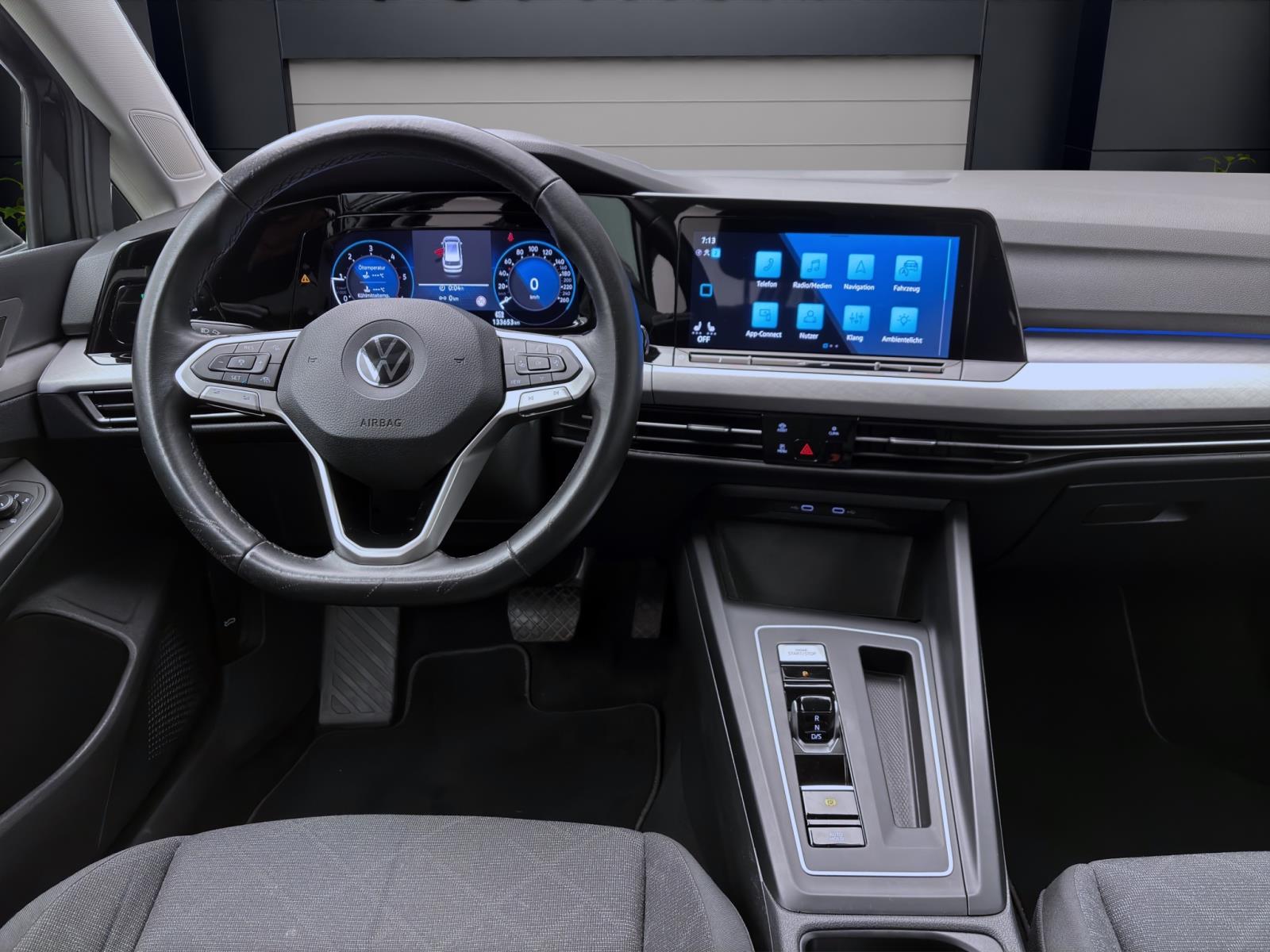 Bild 12: Volkswagen Golf Variant 2.0 TDI DSG LIFE NAVI PDC SITZHZG LED